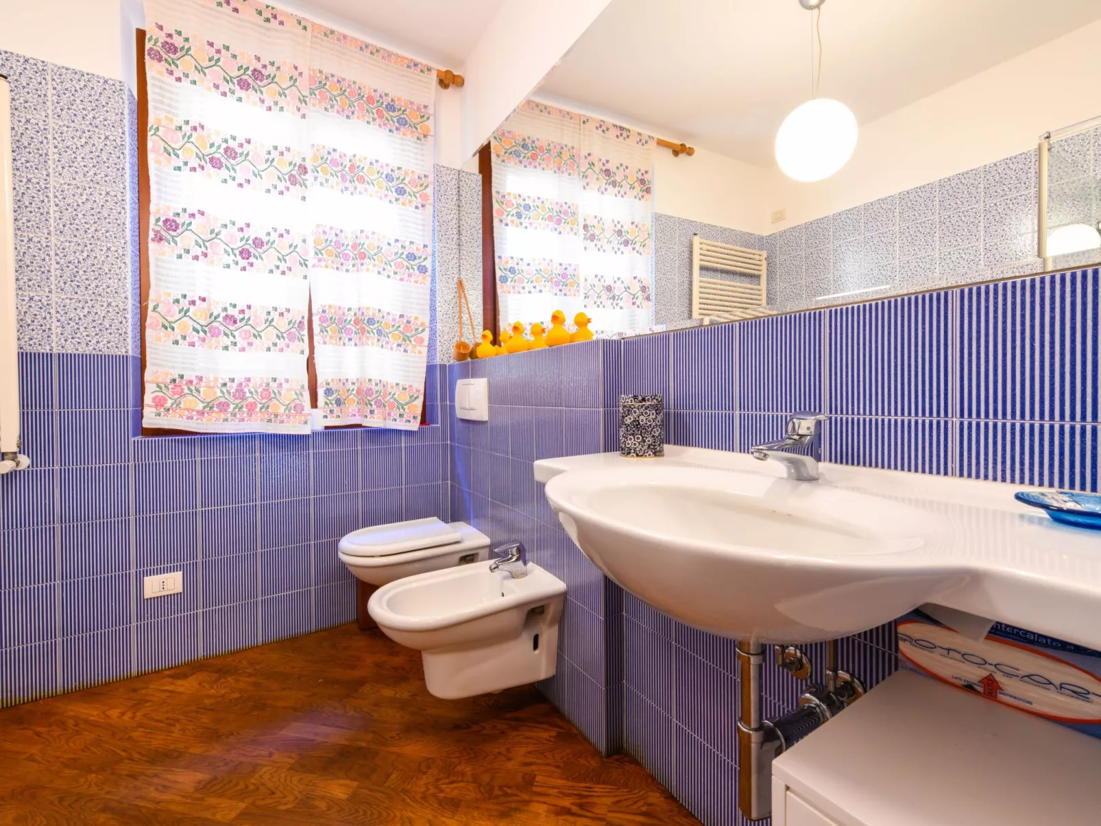 'Silvia2' mit privatem Balkon-Drinnen