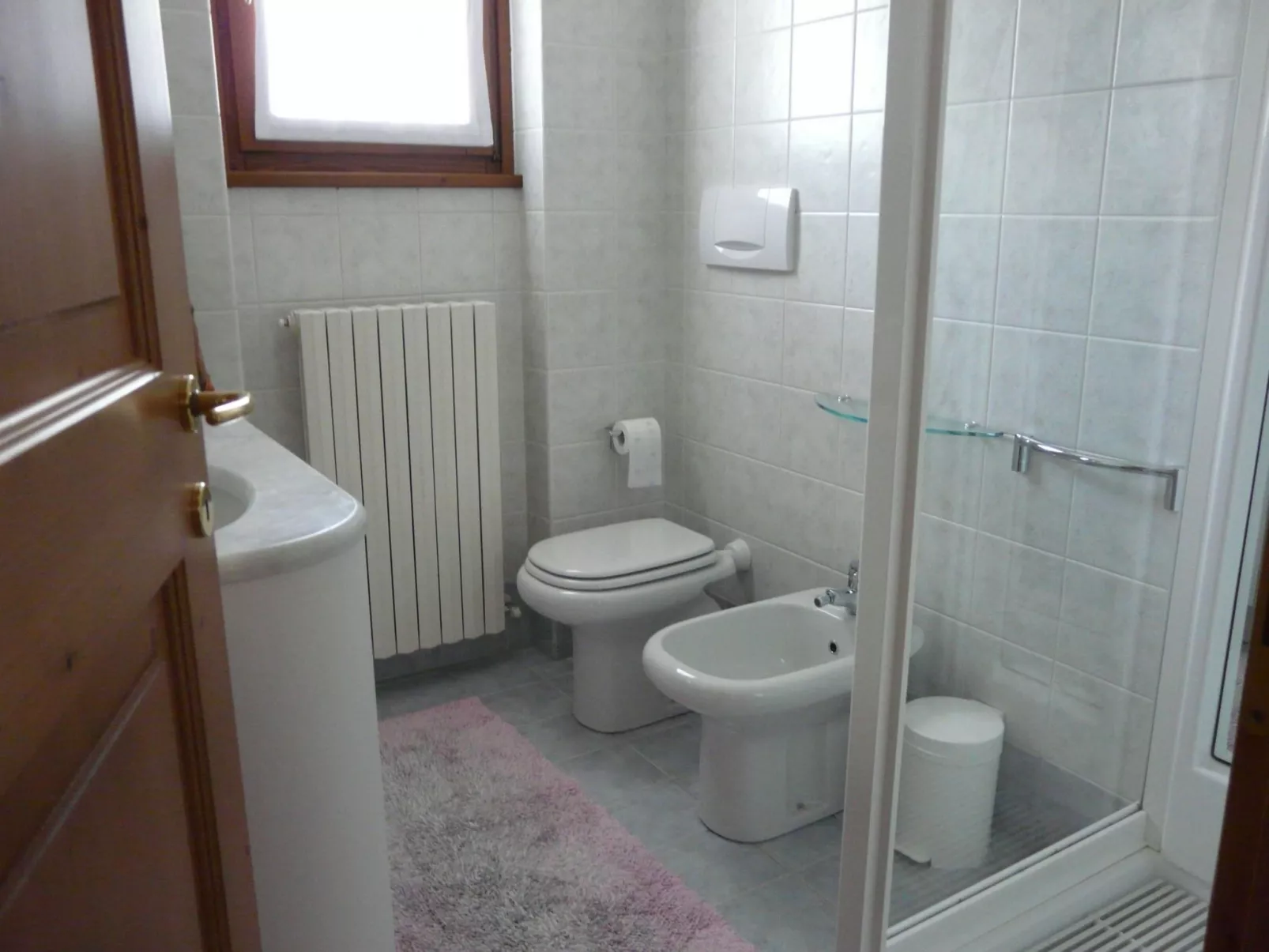 Wohnung 'Cornflower' mit privatem Balkon-Drinnen