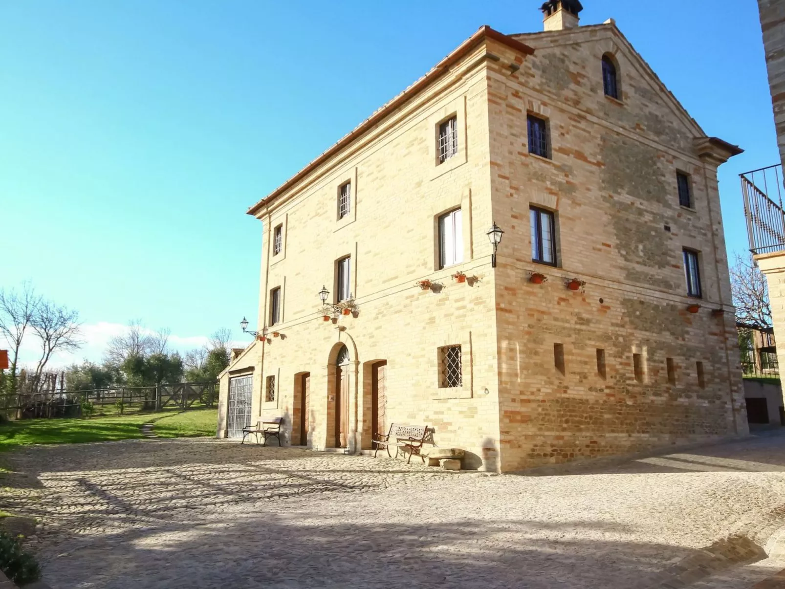 Bauernhof-Scheune-Draußen