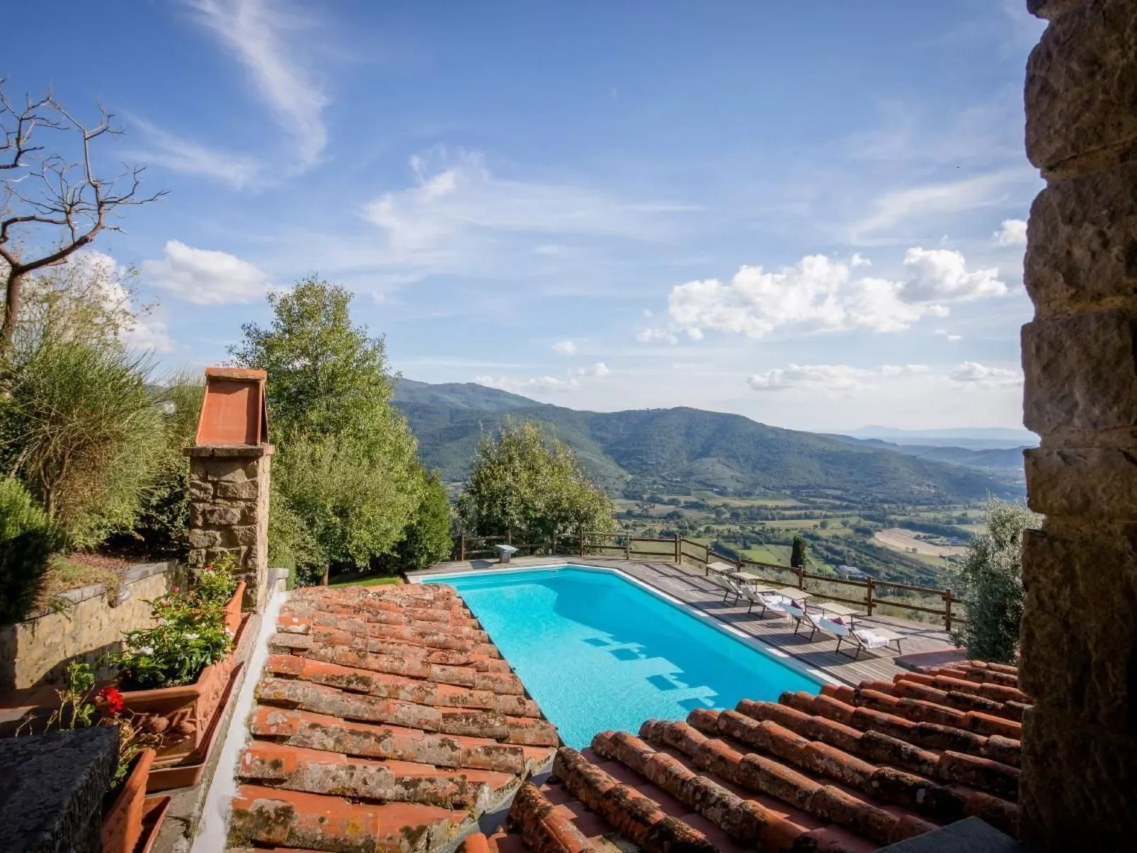 Villa La Foce-Image-tags.info