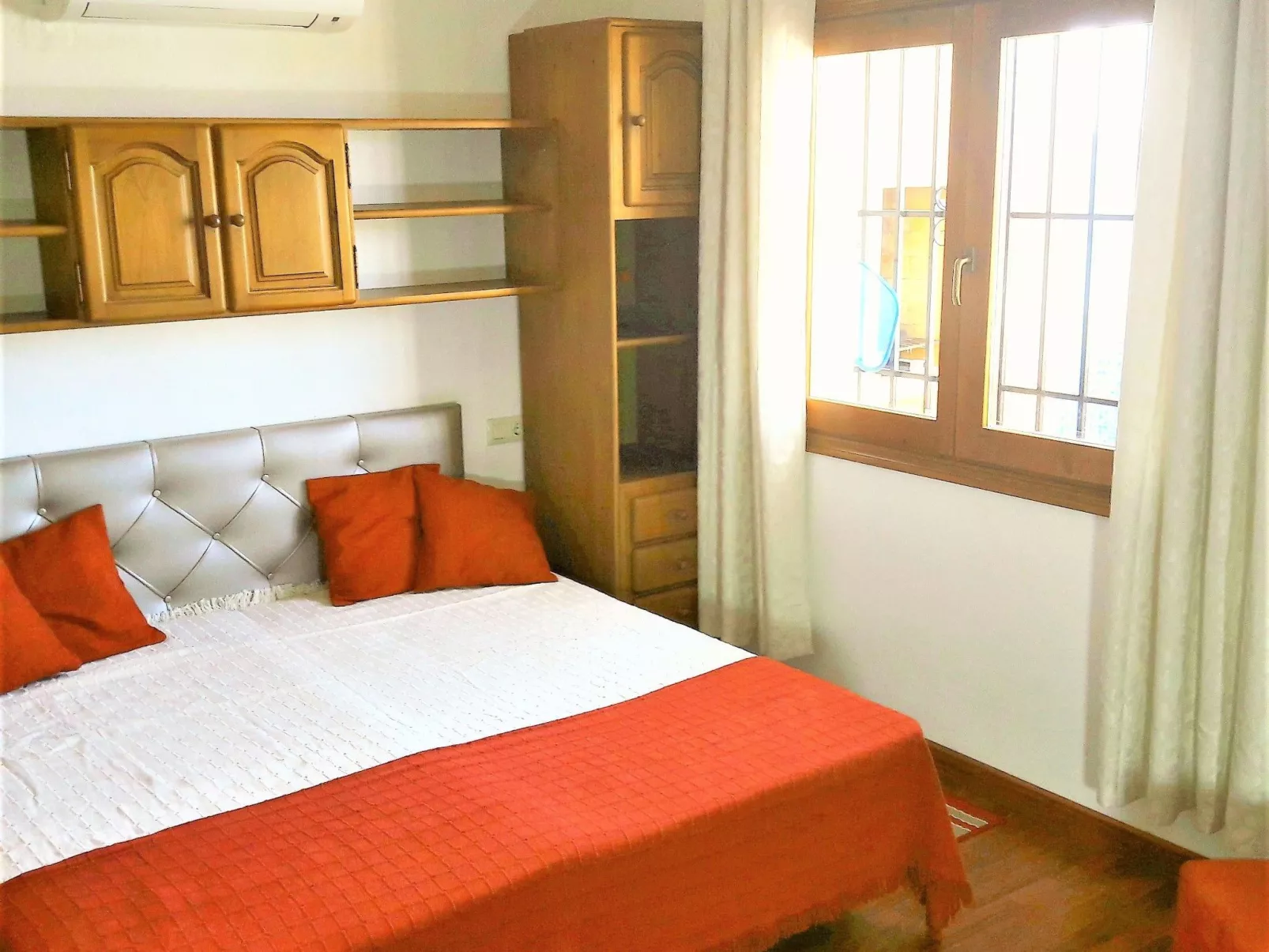 Villa del Mar-Inside