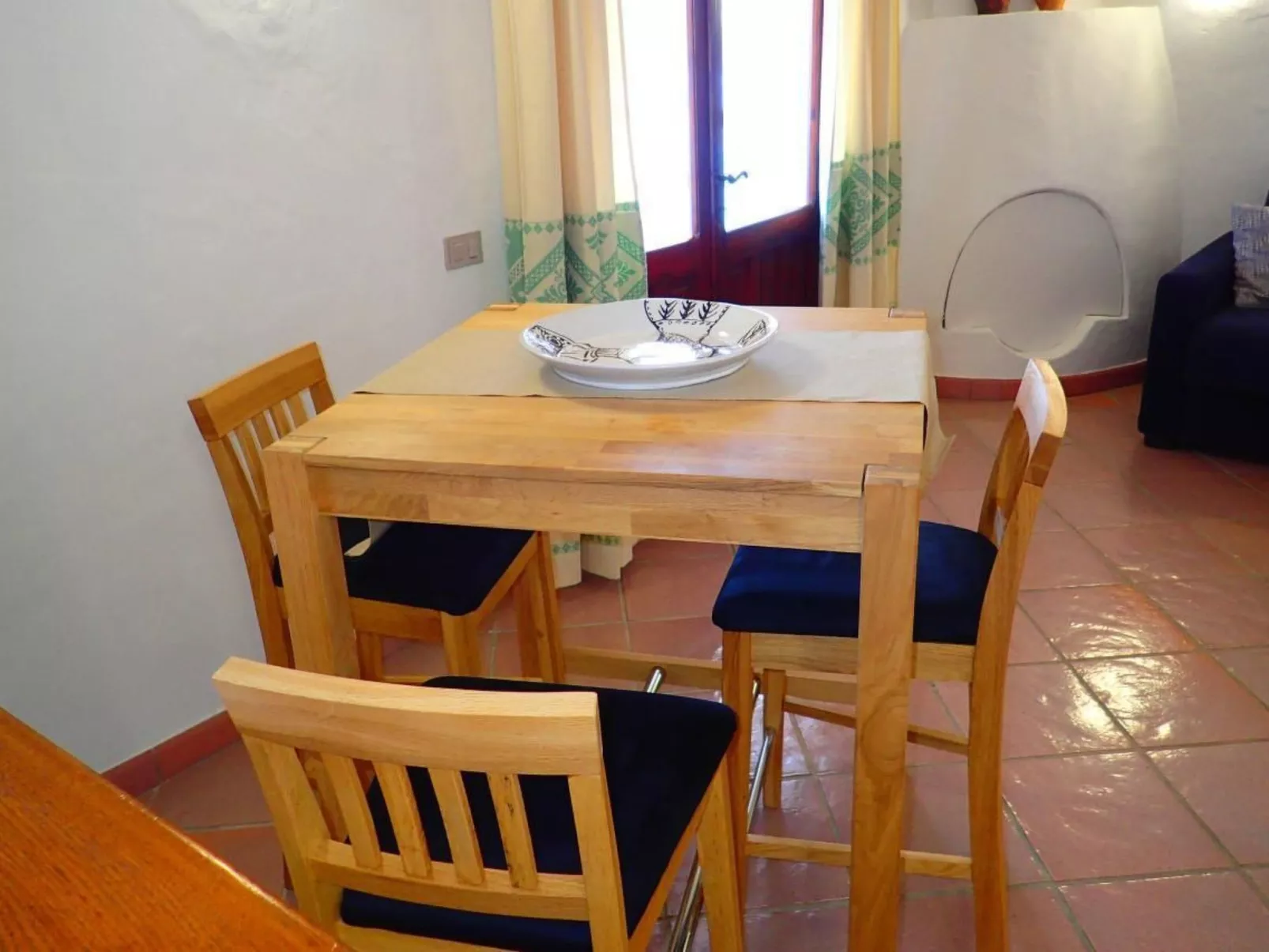 Wohnung in Torre Delle Stelle mit Terrasse und Grill, nah am Strand