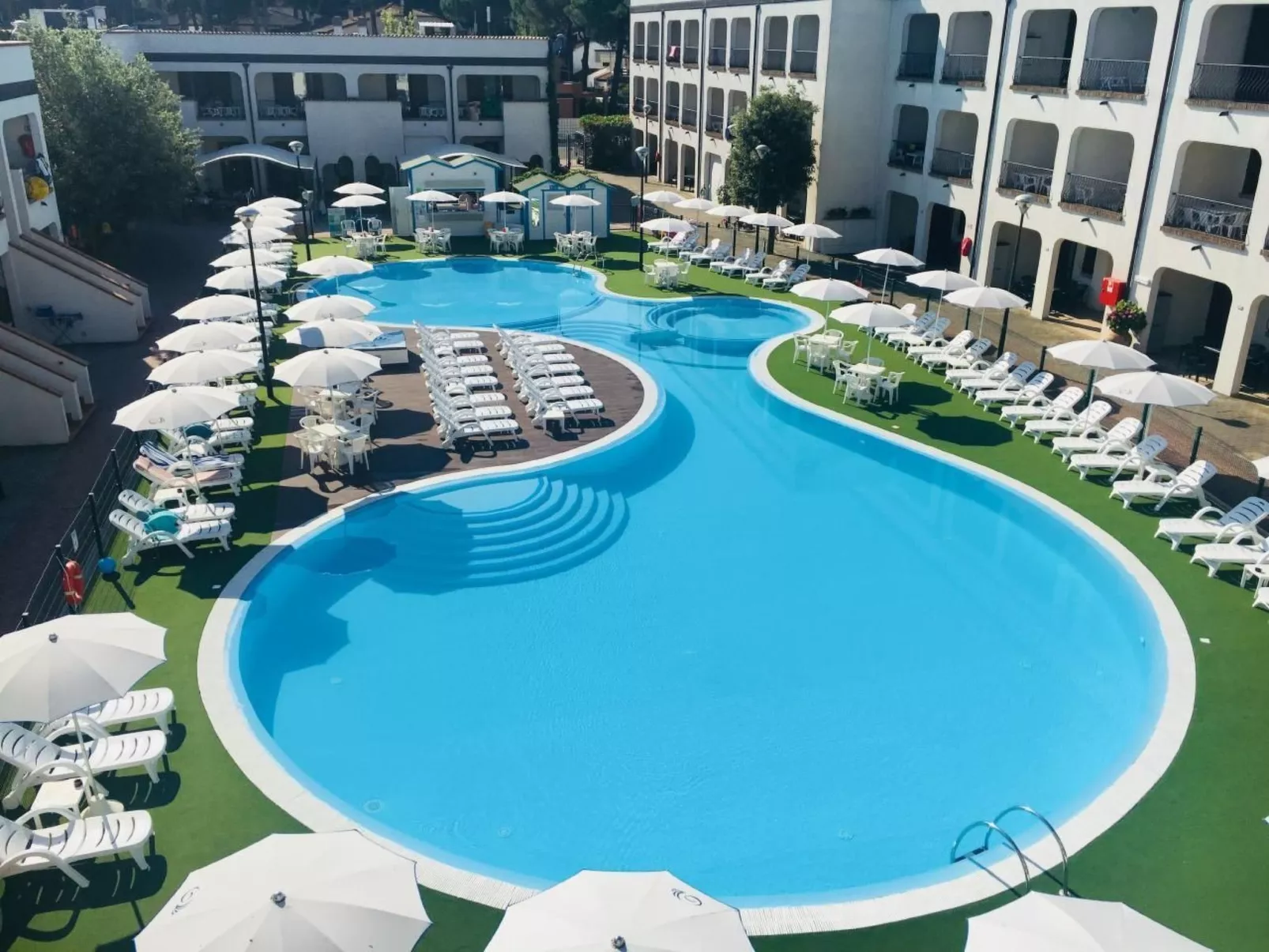 Michelangelo Suite Resort Dorado-Outside