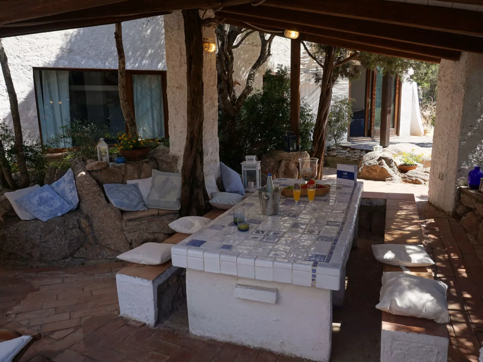 Für 4 Personen ca. 80 m&sup2; in Arzachena, Sardinien (Nordsardinien)-Outside