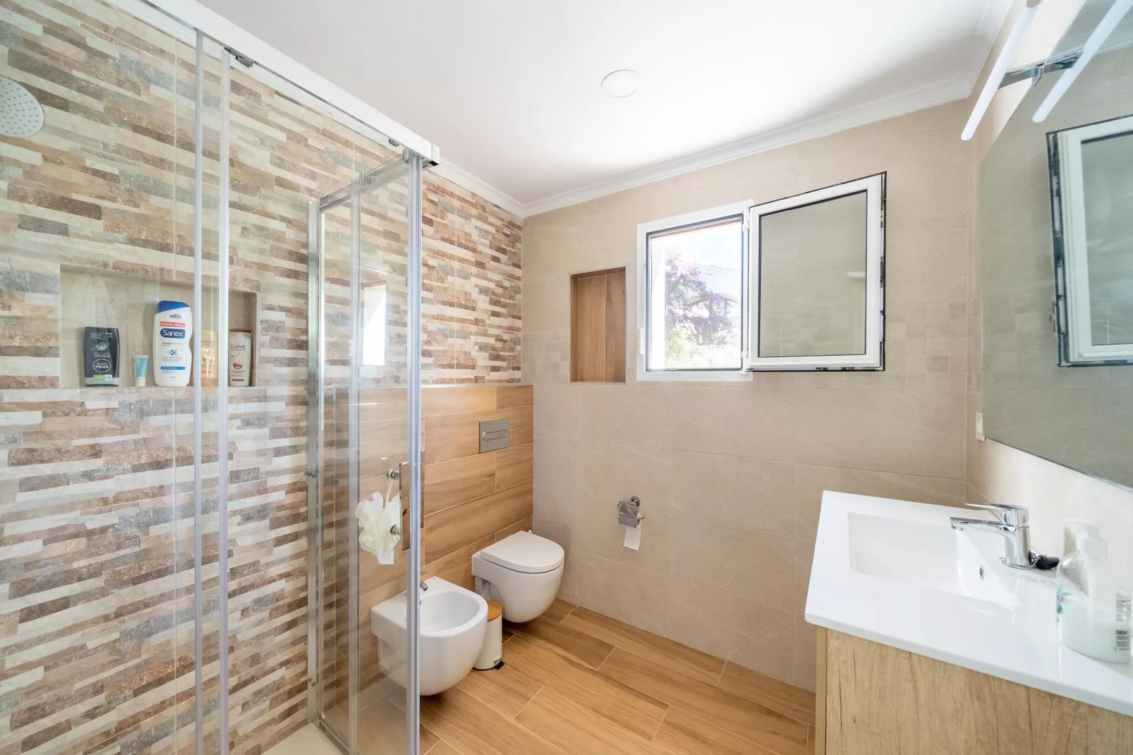 Villa Javea-Bathroom