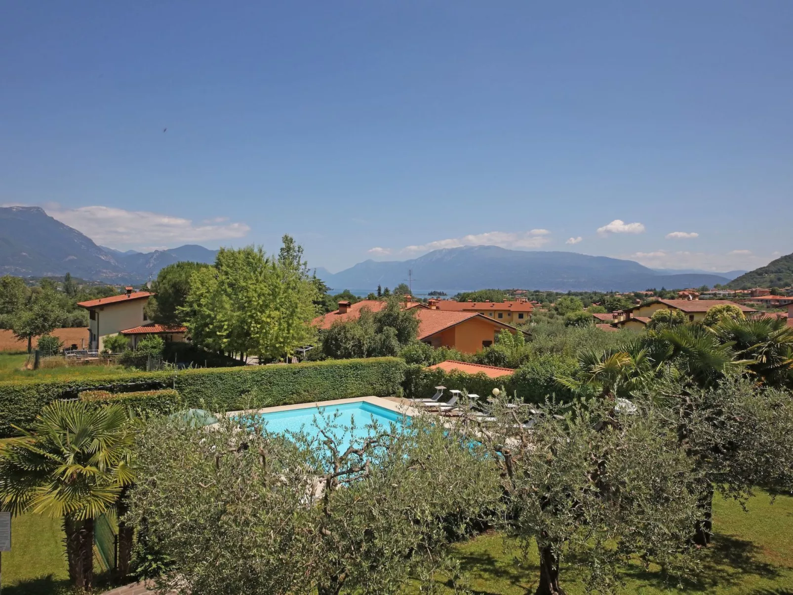 Wohnung 'Gelsomino' mit Gemeinschaftspool-Dehors