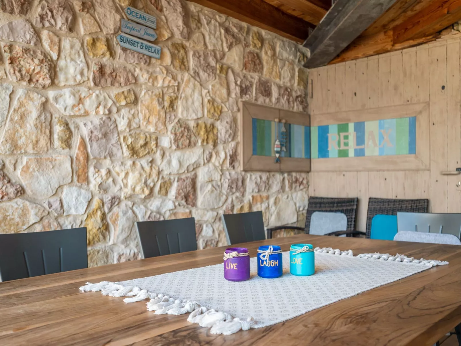 Villa mit schönem Seepanorama und Naturteich-Outside