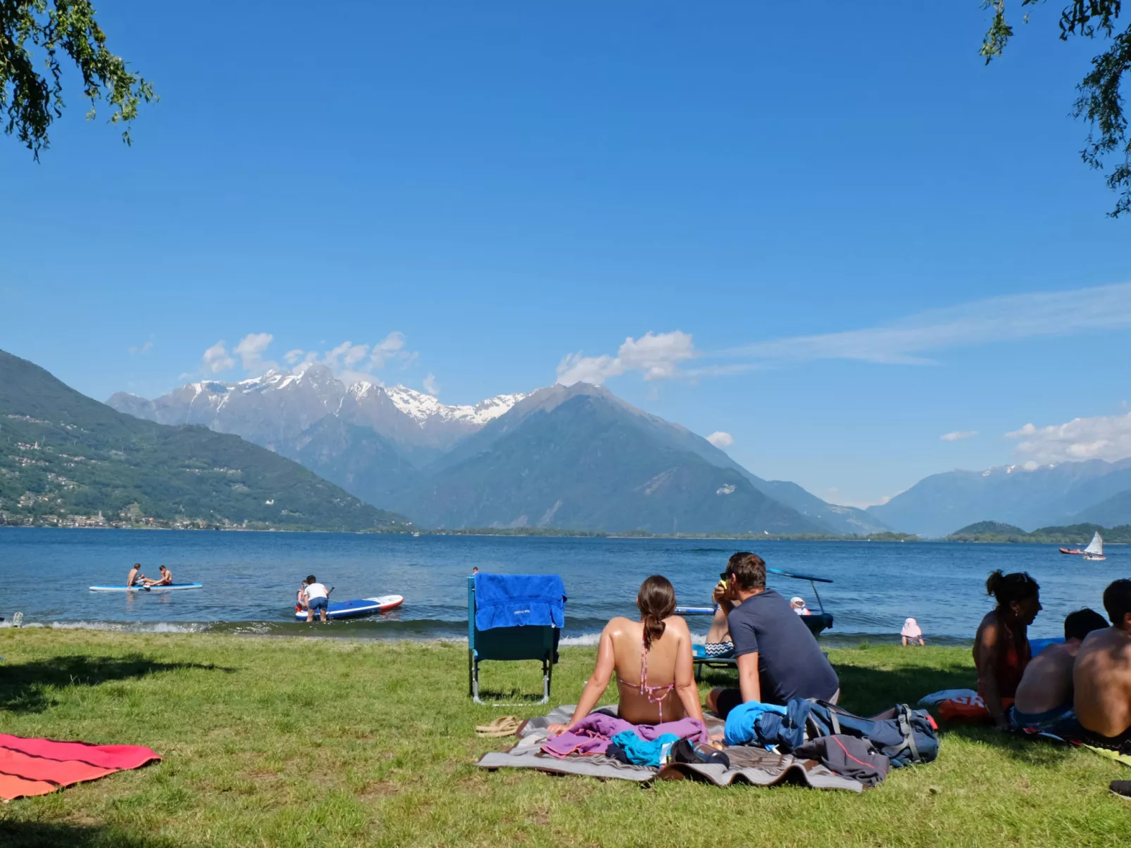 Angenehme Wohnung mit Garten und Pool-Umgebung