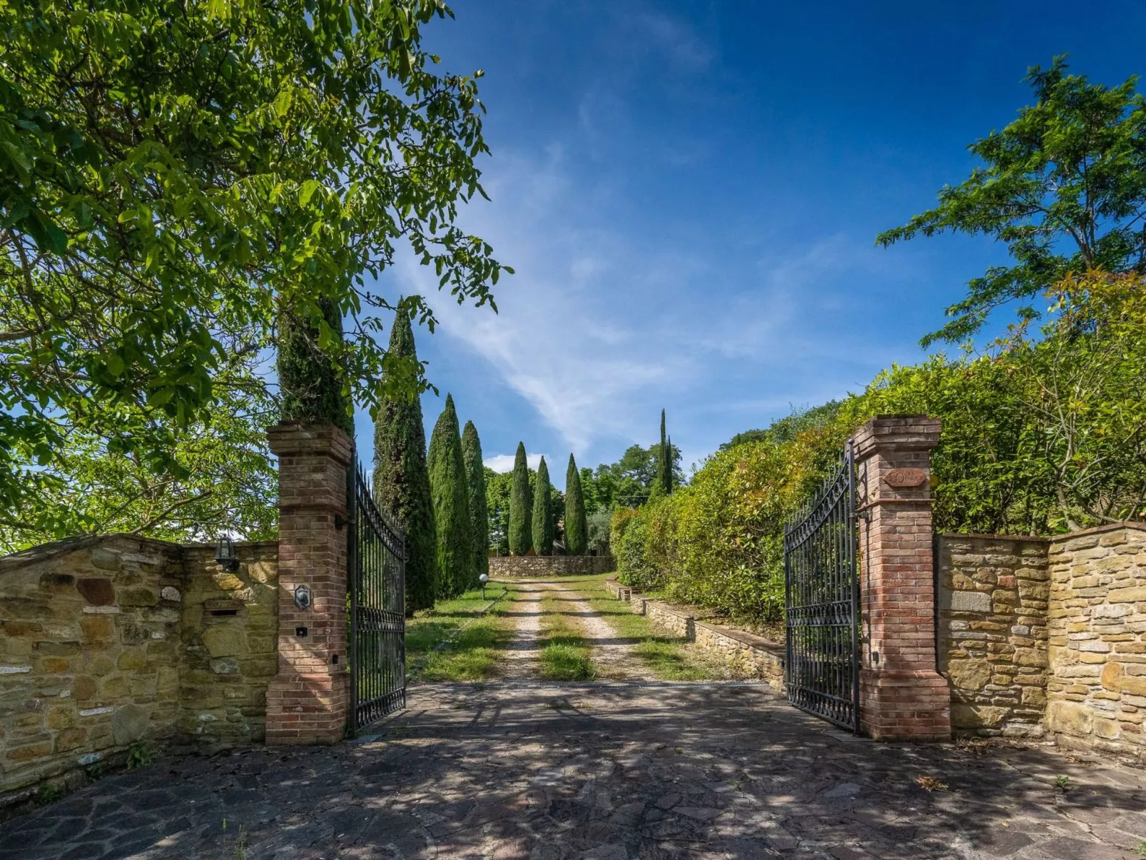 Weingut Le Caselle-Image-tags.info