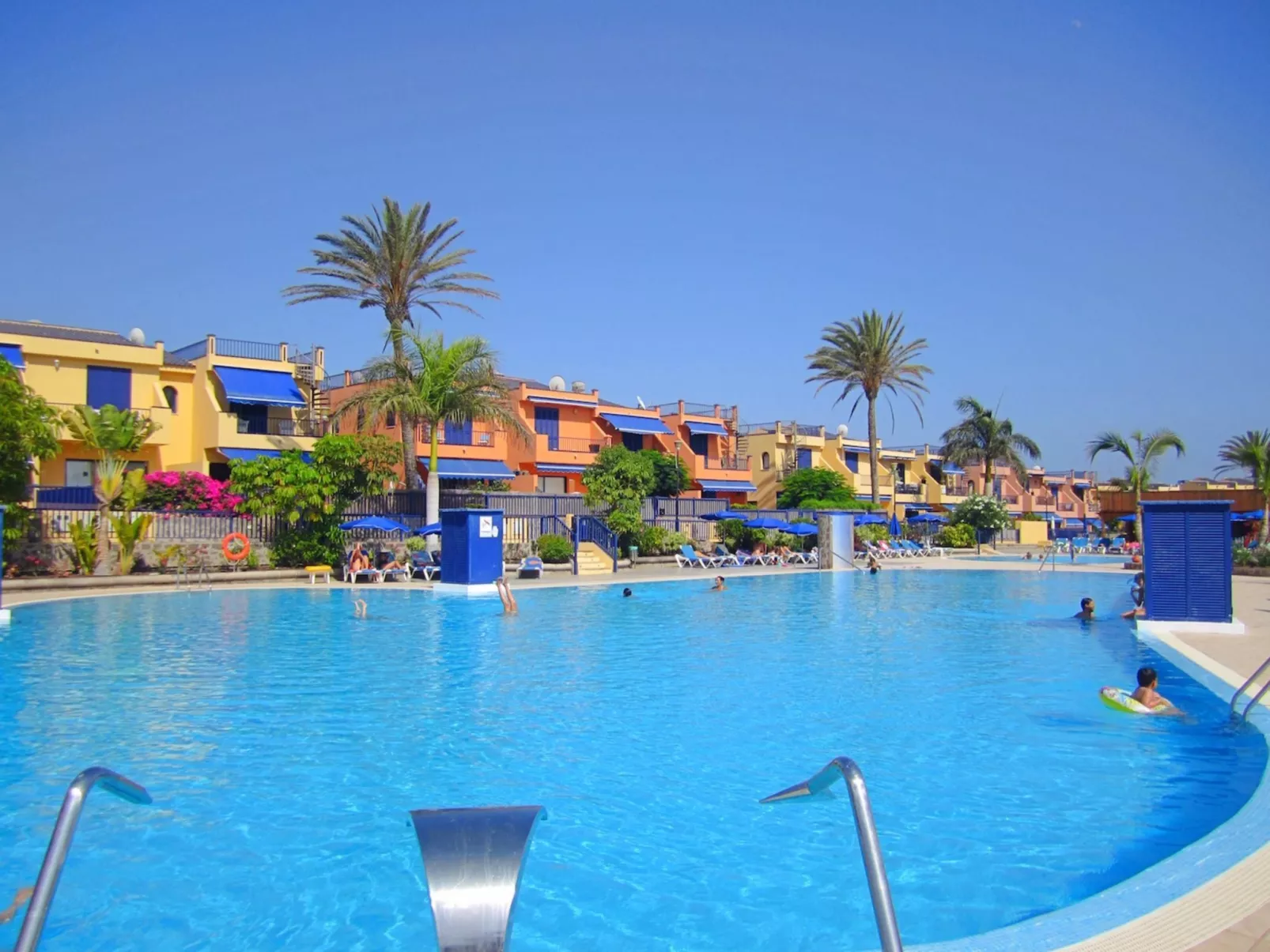 Wunderschönes Ferienhaus im Süden von Gran Canaria mit Garten und gemeinschaftl-Outside