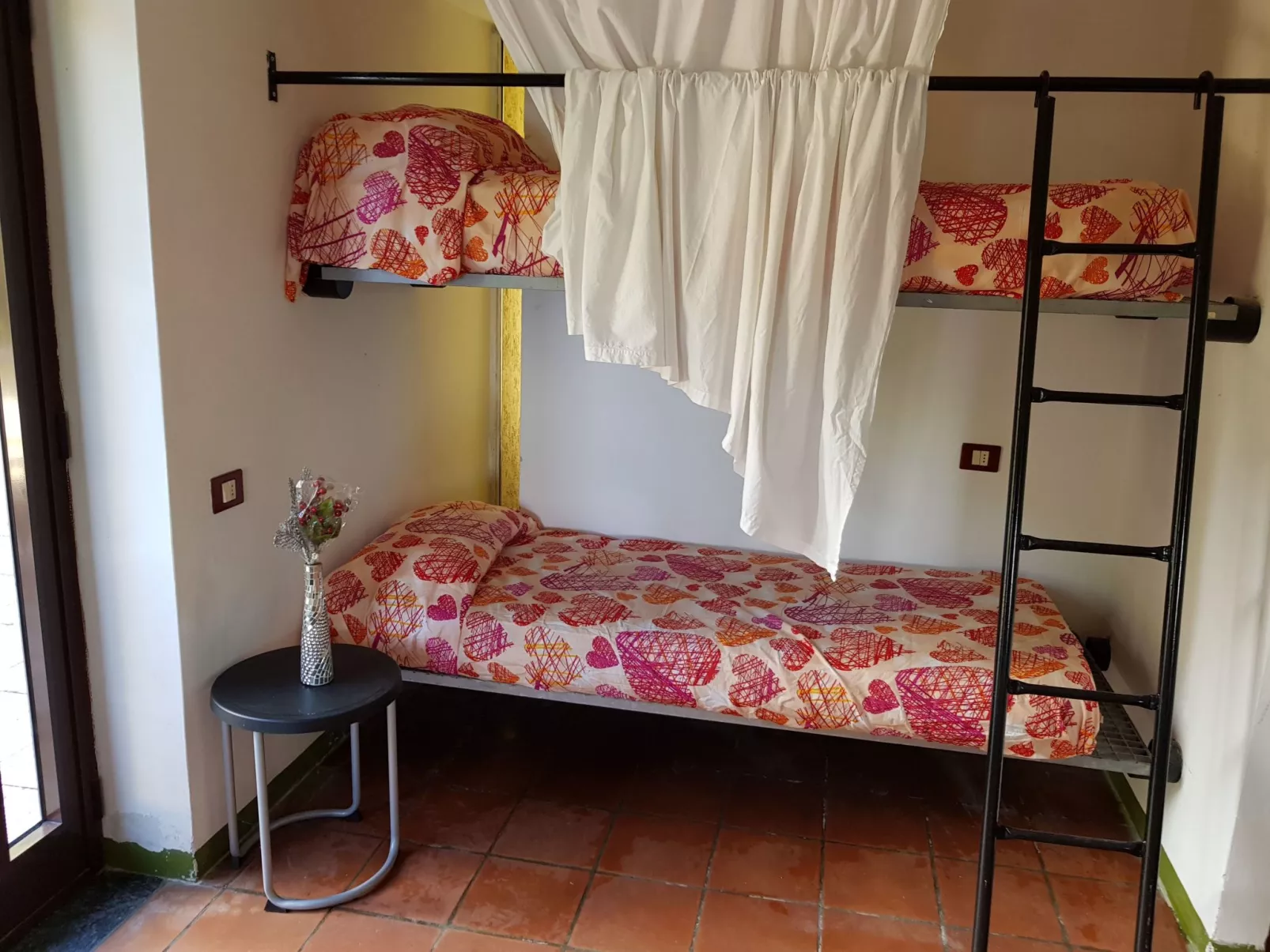 Wohnung mit Terrasse mit Blick auf den Gardasee-Inside