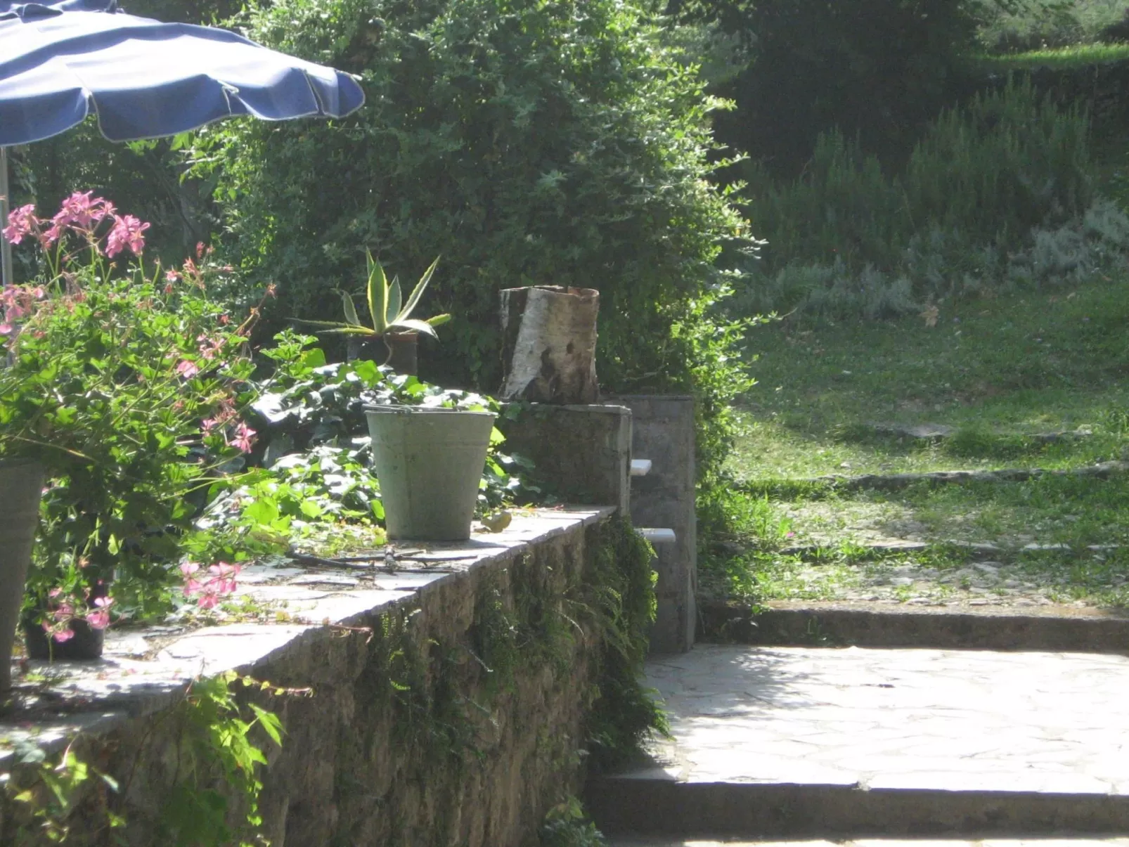 In Panoramalage in Solto Collina-Dehors