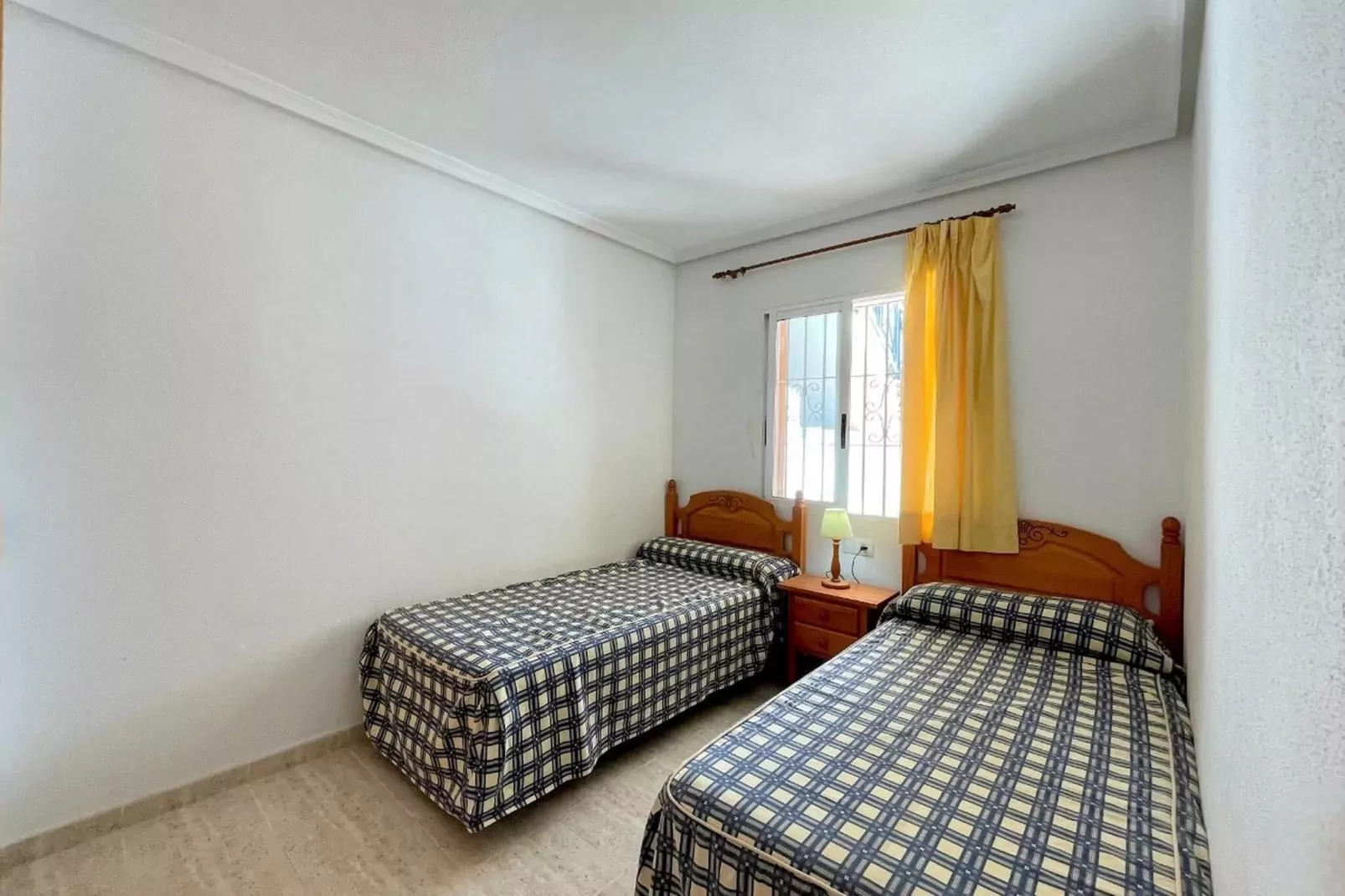 Apartamento Planta Baja con terraza-Bedroom
