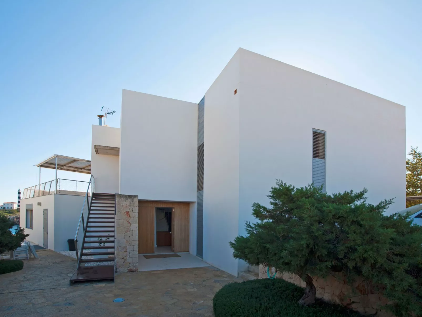 Majestätische Villa mit 5 Schlafzimmern und Pool direkt am Meer-Draußen