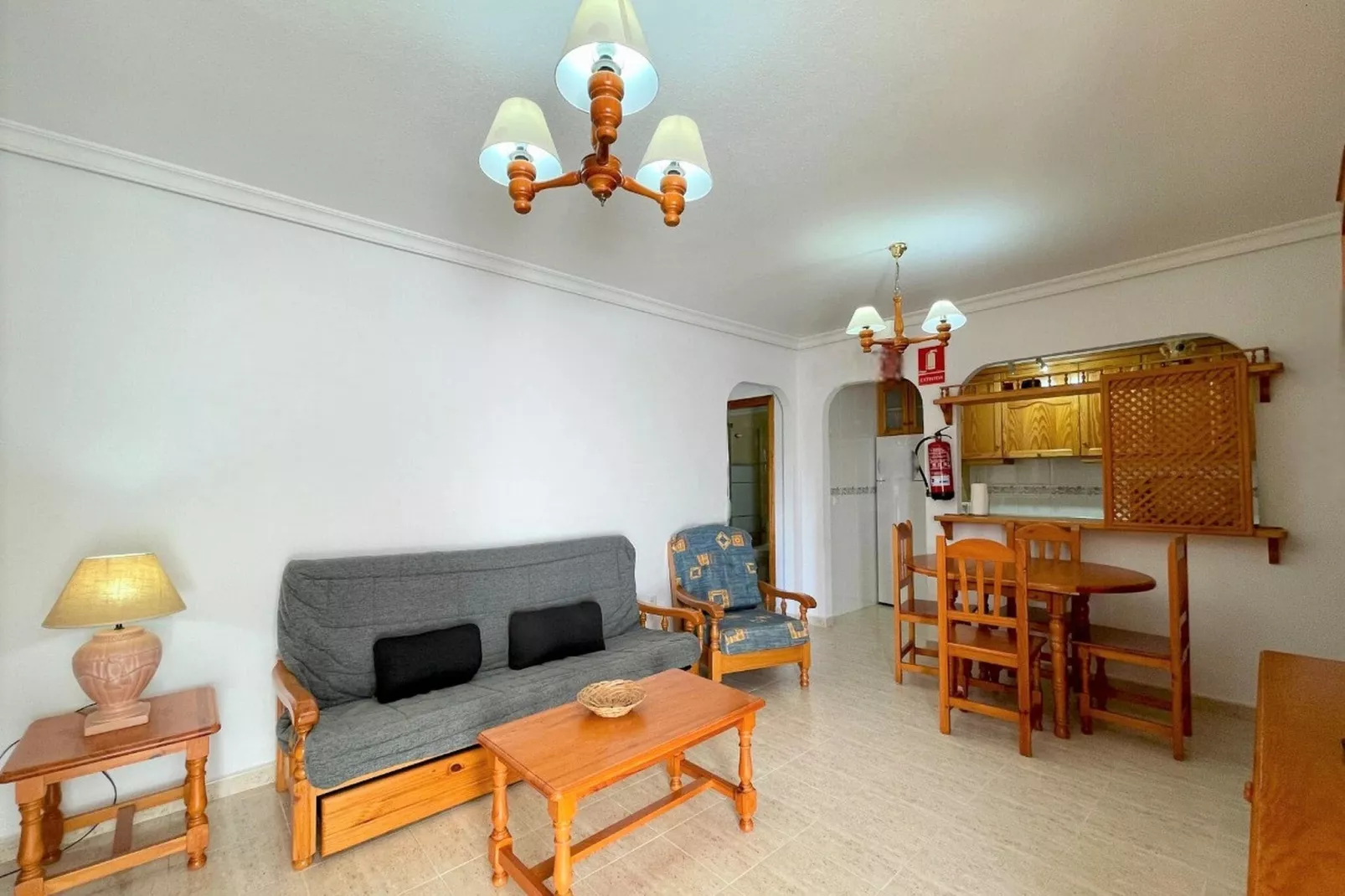 Apartamento Planta Baja con terraza-Living room