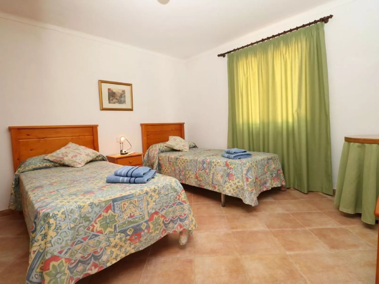 Fi. Camaron-Crestall-Dedans