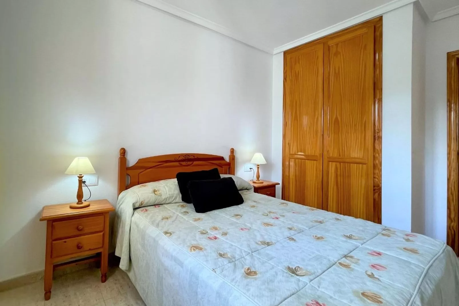 Apartamento Planta Baja con terraza-Bedroom