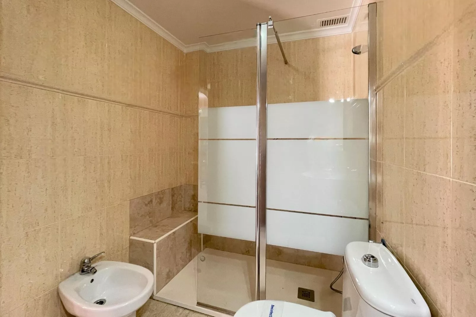 Apartamento Planta Baja con terraza-Bathroom