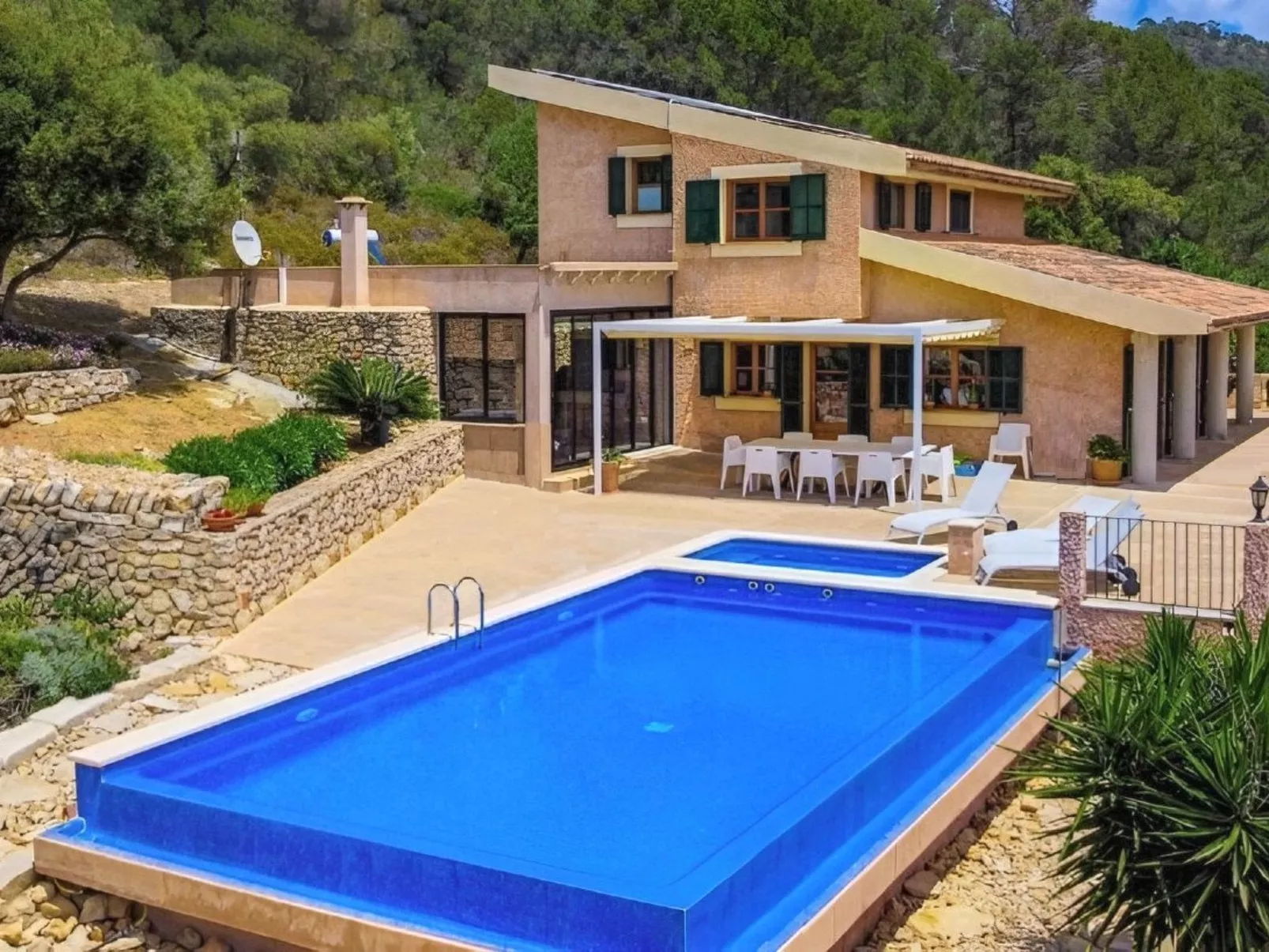 Schöne Finca mit Aussicht, Pool und Jacuzzi-Image-tags.info