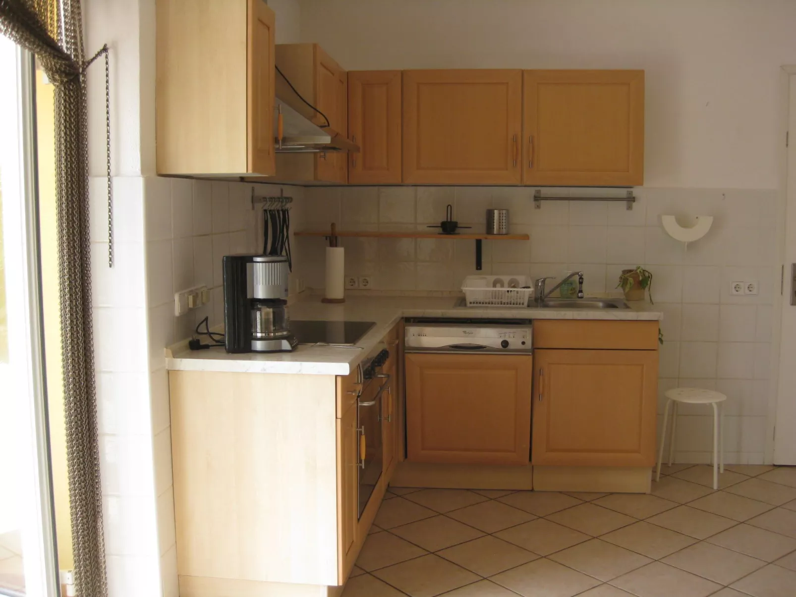 Ferienvilla mit Garten, Grill und Terrasse-Dedans