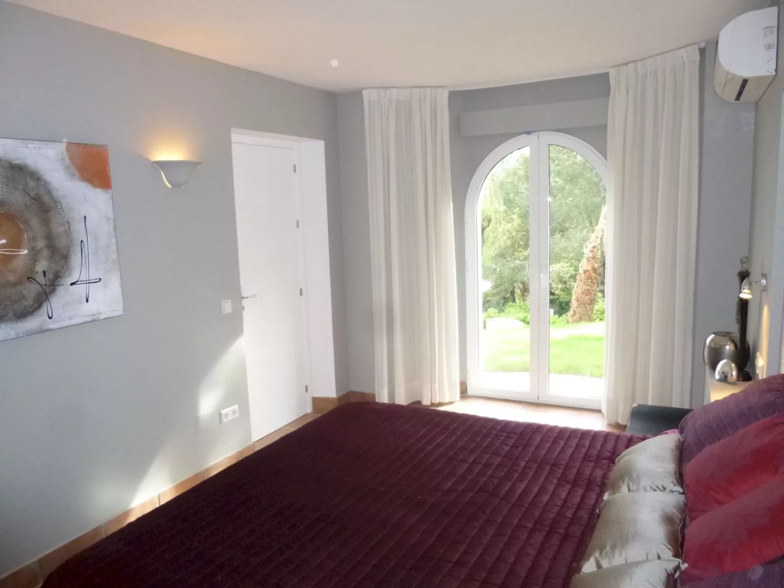 Gemütliches 1-Zimmer-Apartment mit eigener Terrasse-Drinnen