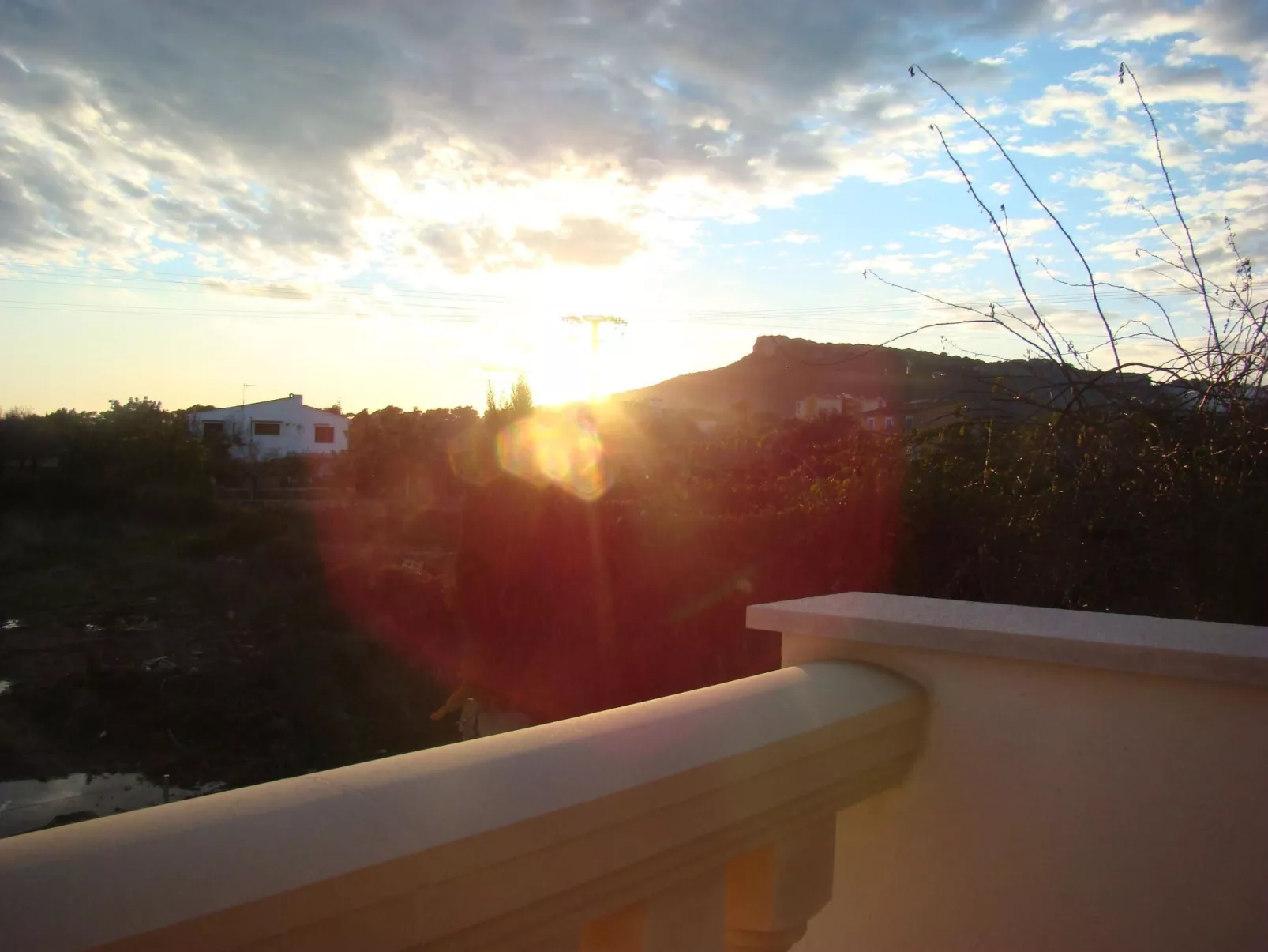 Casa Aina mit Pool und Sonnenterrasse-Outside