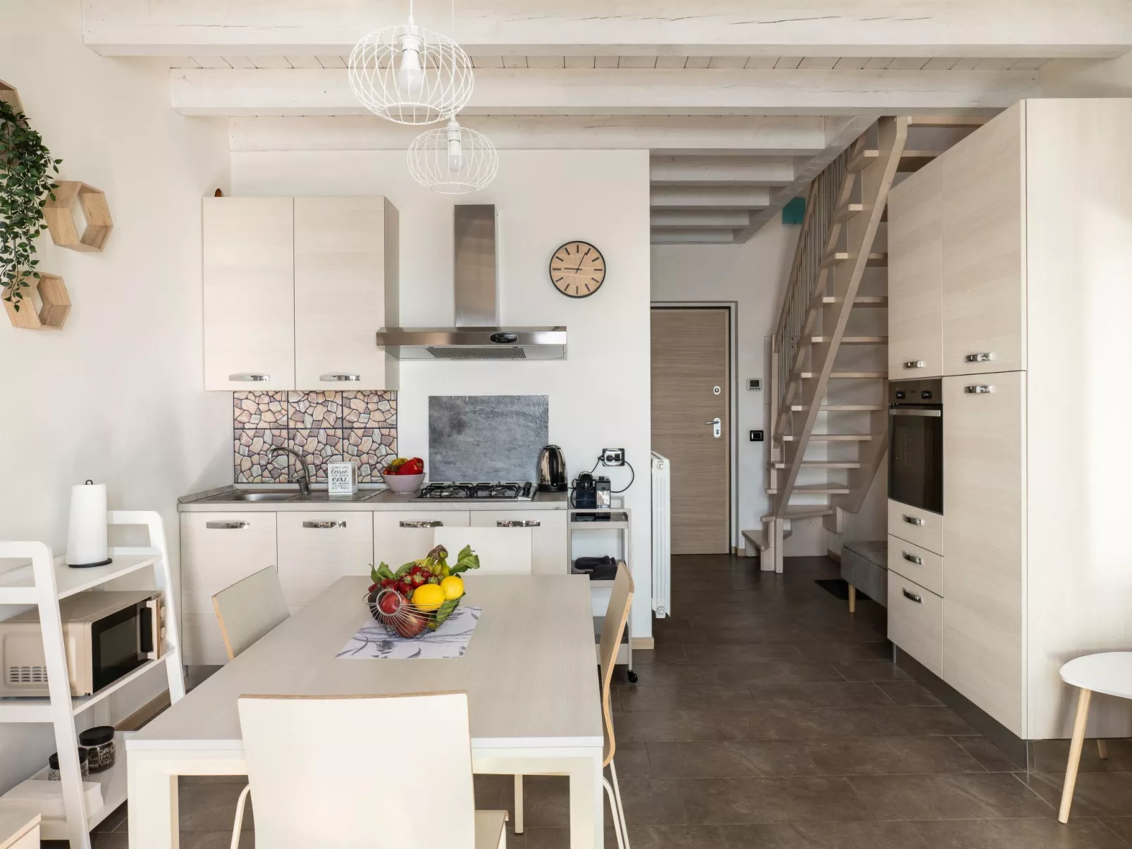 Cherubino 2", Dreizimmerwohnung mit Pool und Terrasse-Inside