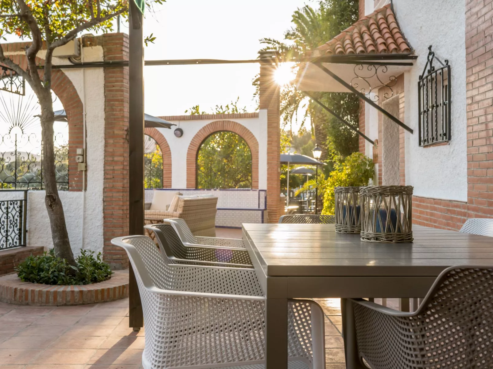 Hütte mit Terrasse-Outside