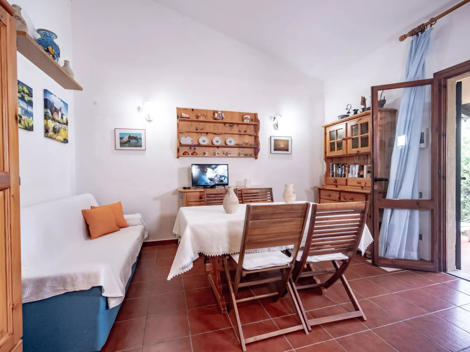 Gepflegtes Ferienhaus in Laufnähe zum Strand und mit gehobener Ausstattung-Inside