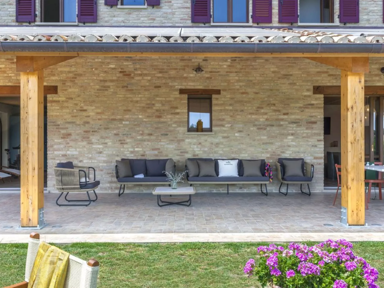 Villa i Gelsi Marche Urlaub, privater Pool-Inside