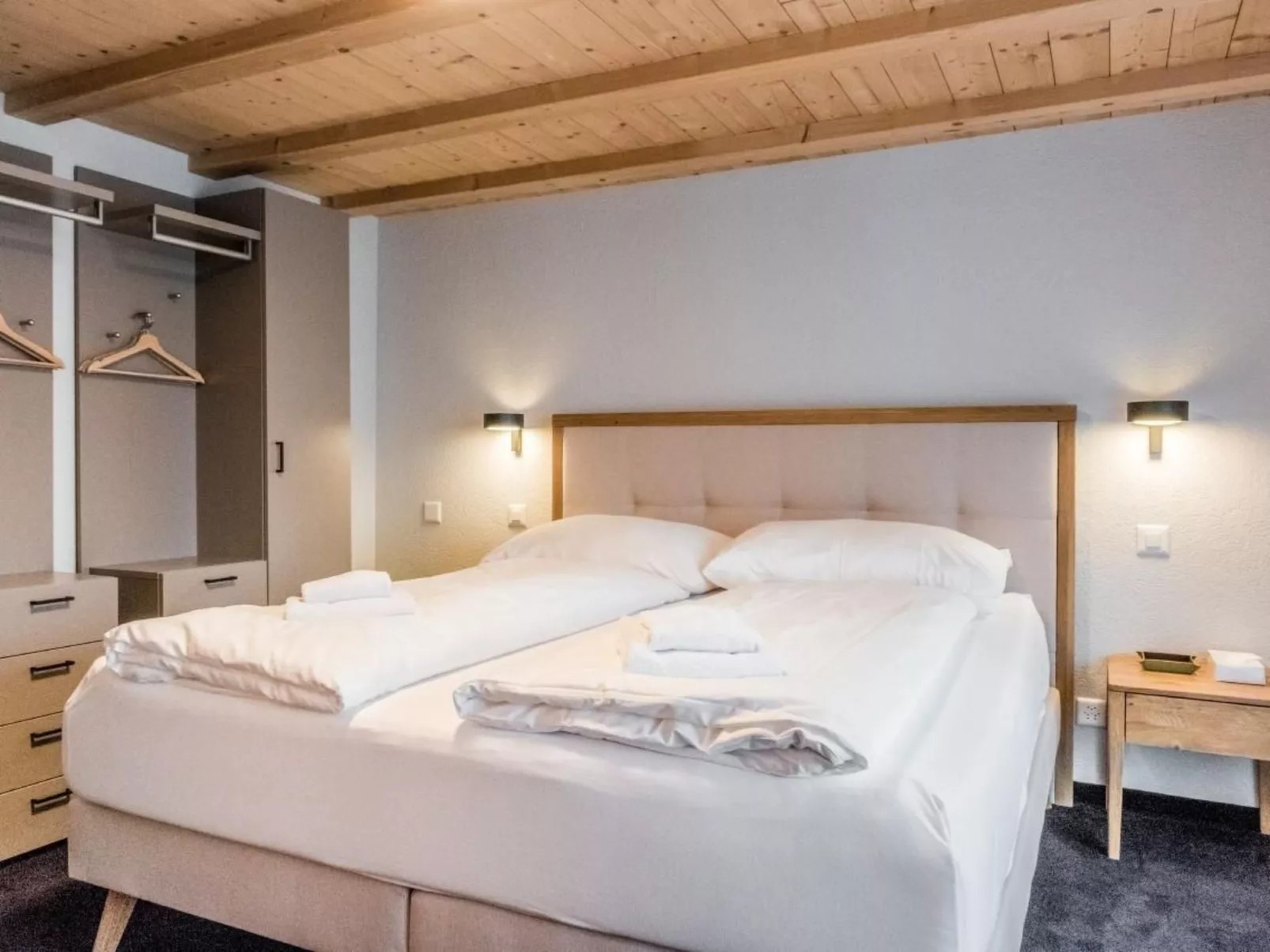 Chalet Eiger View-Image-tags.info