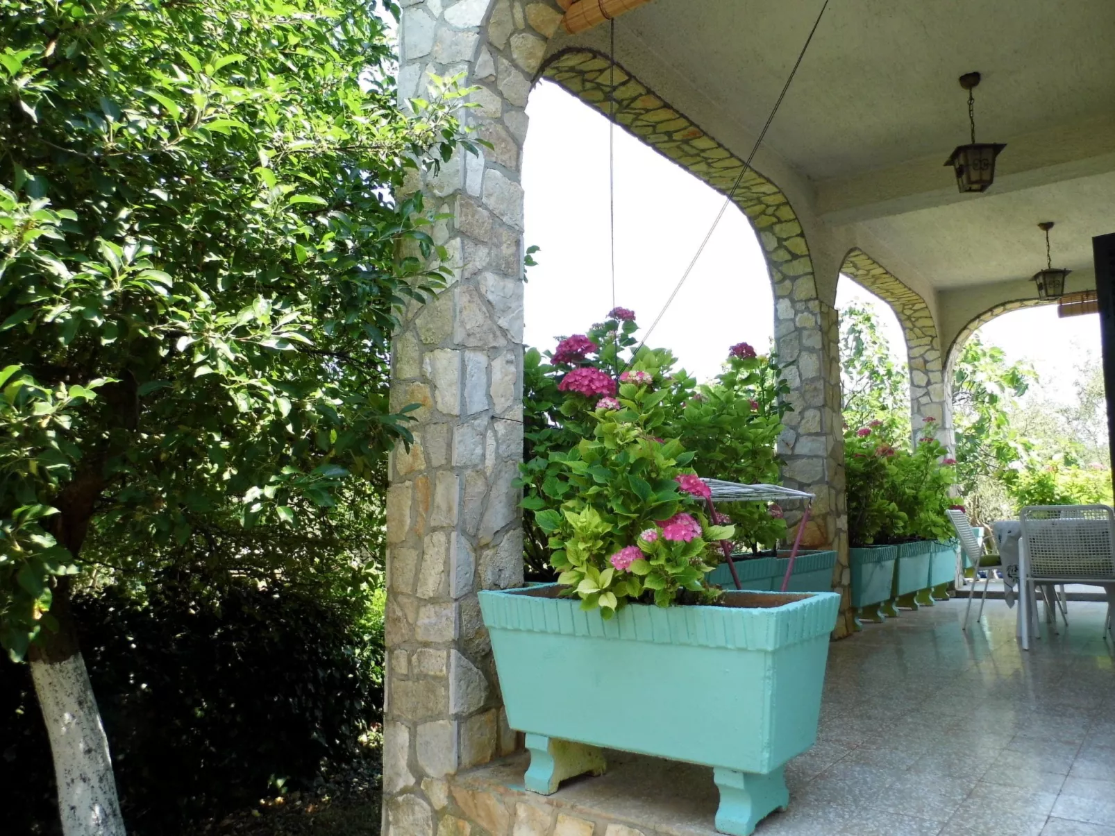 Schöne, gemütliche Ferienwohnung "Mira B" mit Garten-Draußen