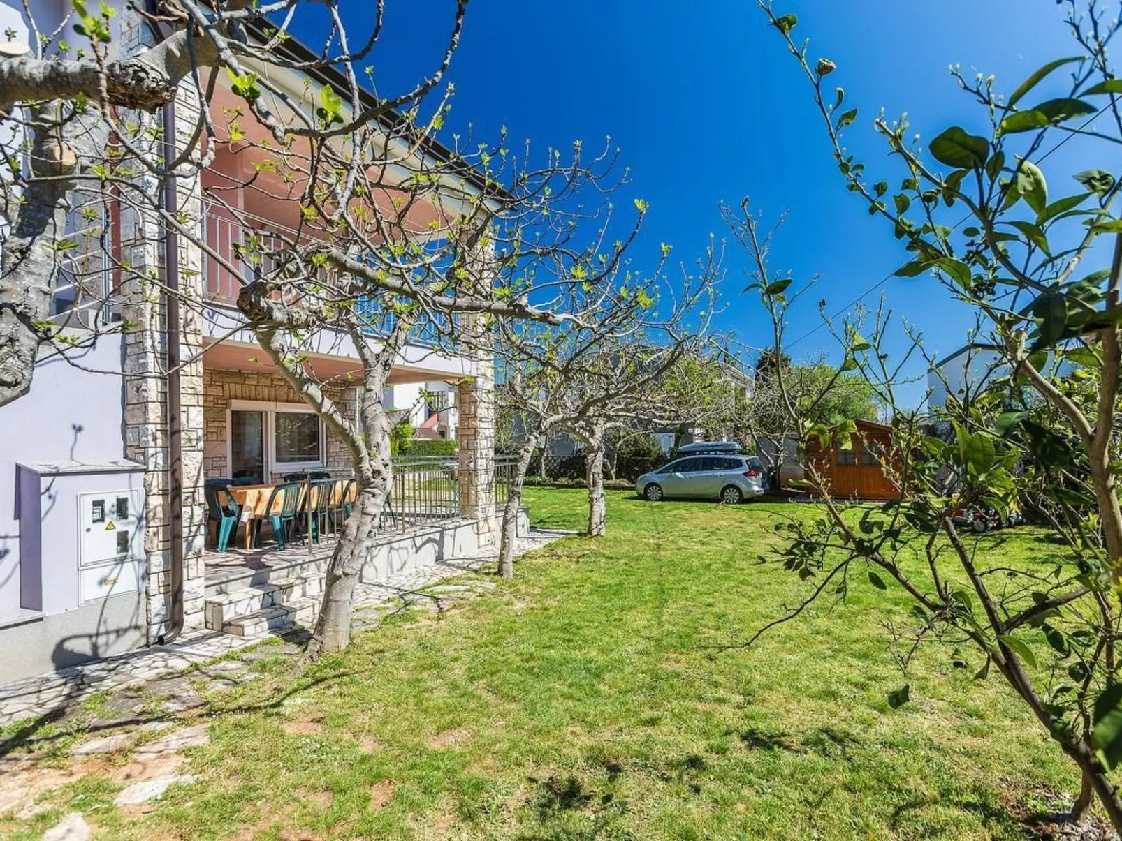 Alojzija - Veliki-Draußen