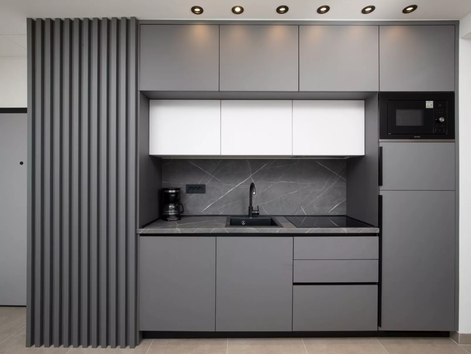 "Amore Bijeca - B6"-Inside