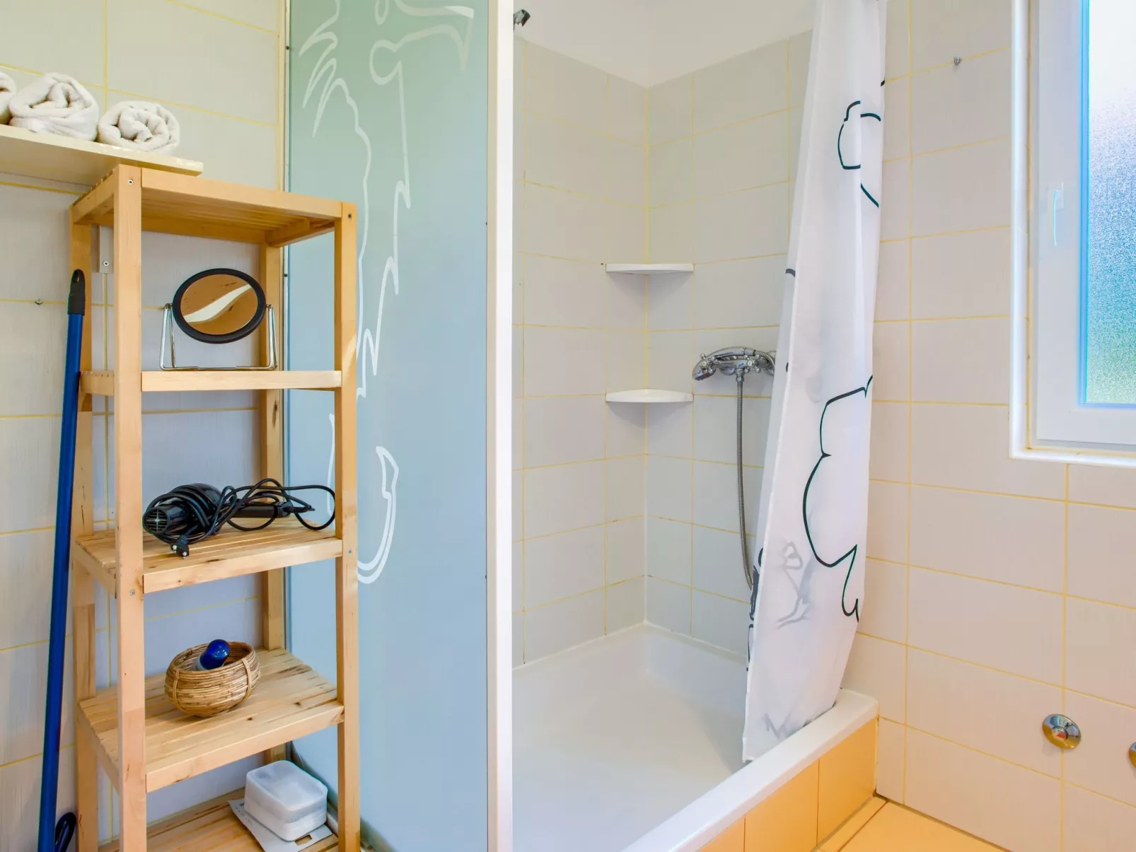 Schöne Wohnung in Medulin mit Möbliertem Balkon-Drinnen