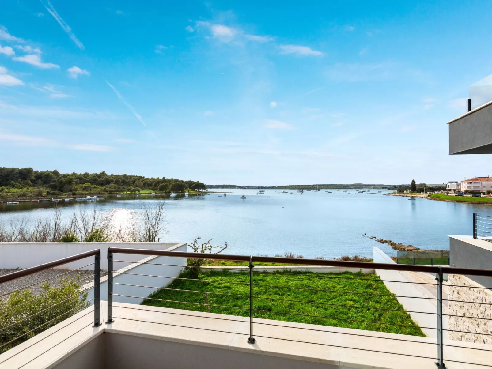 Vizula - Aurelia Maris-Outside