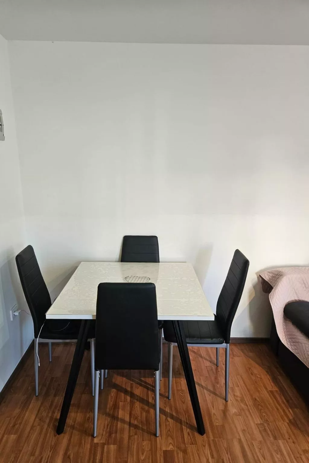 Wohnung "Terracotta" mit Terrasse-Drinnen