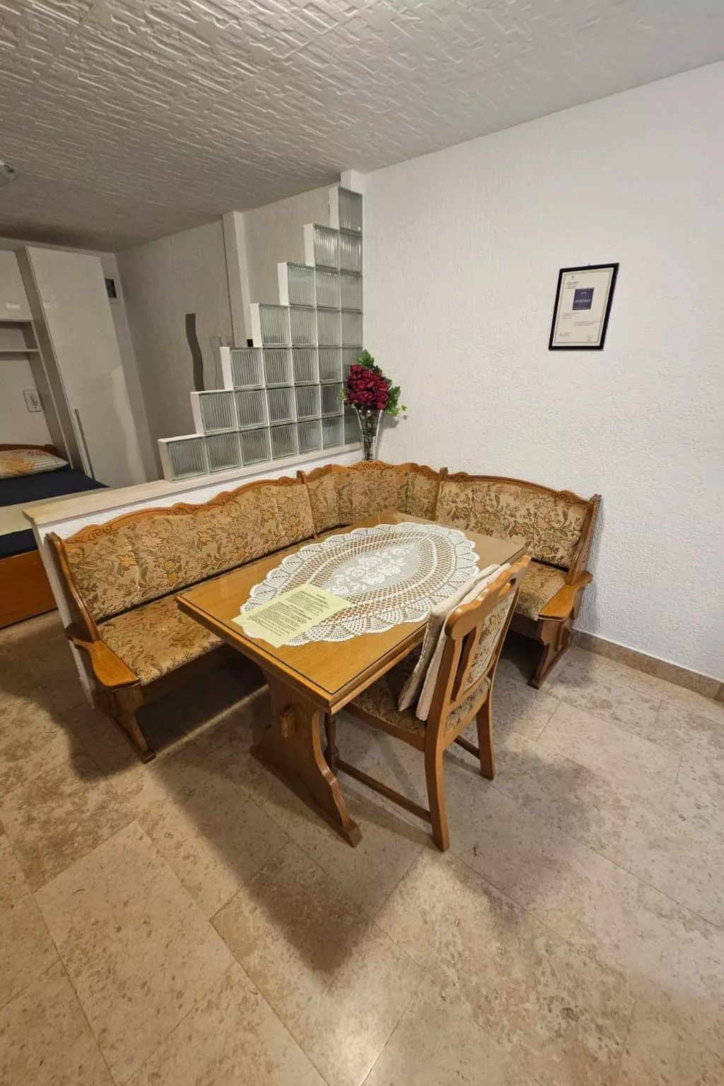 "Second" mit Terrasse-Image-tags.info