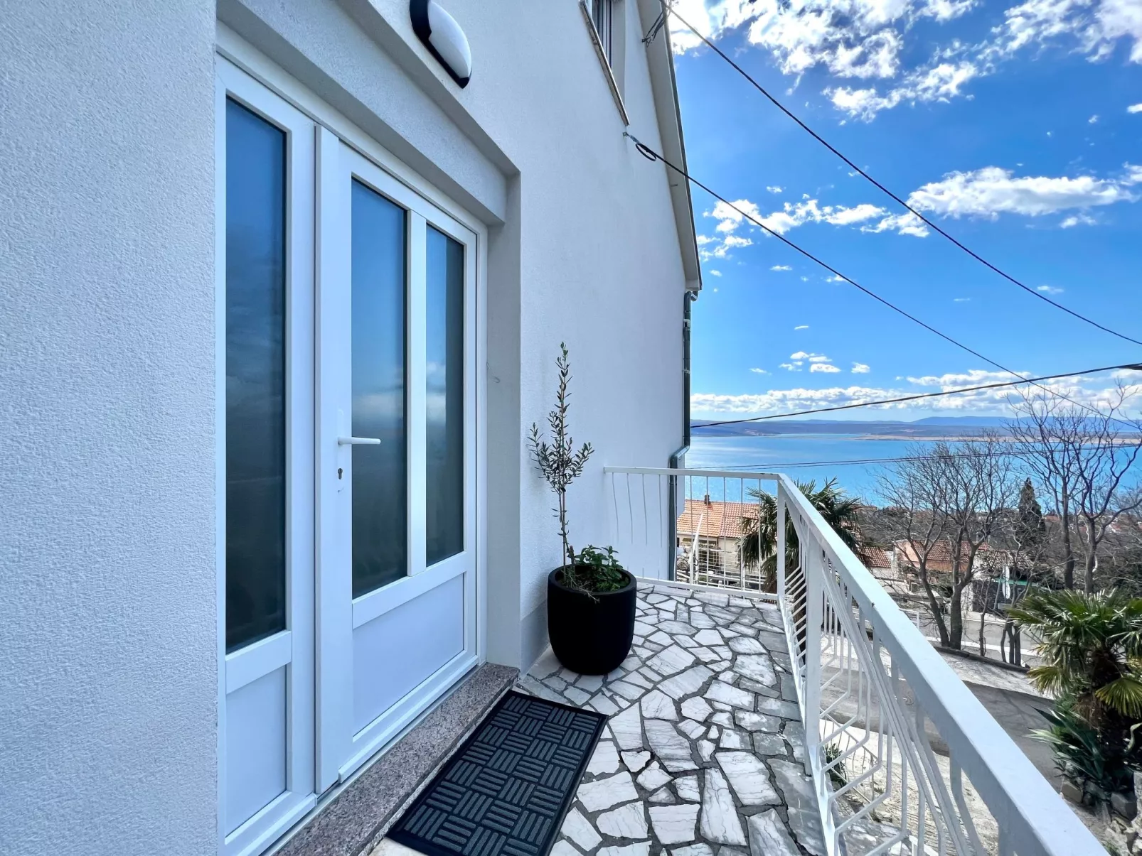 Apartment Frano-Image-tags.info