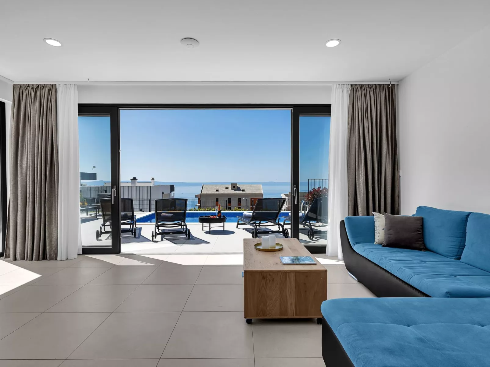 Komplex - Villa David-Dedans