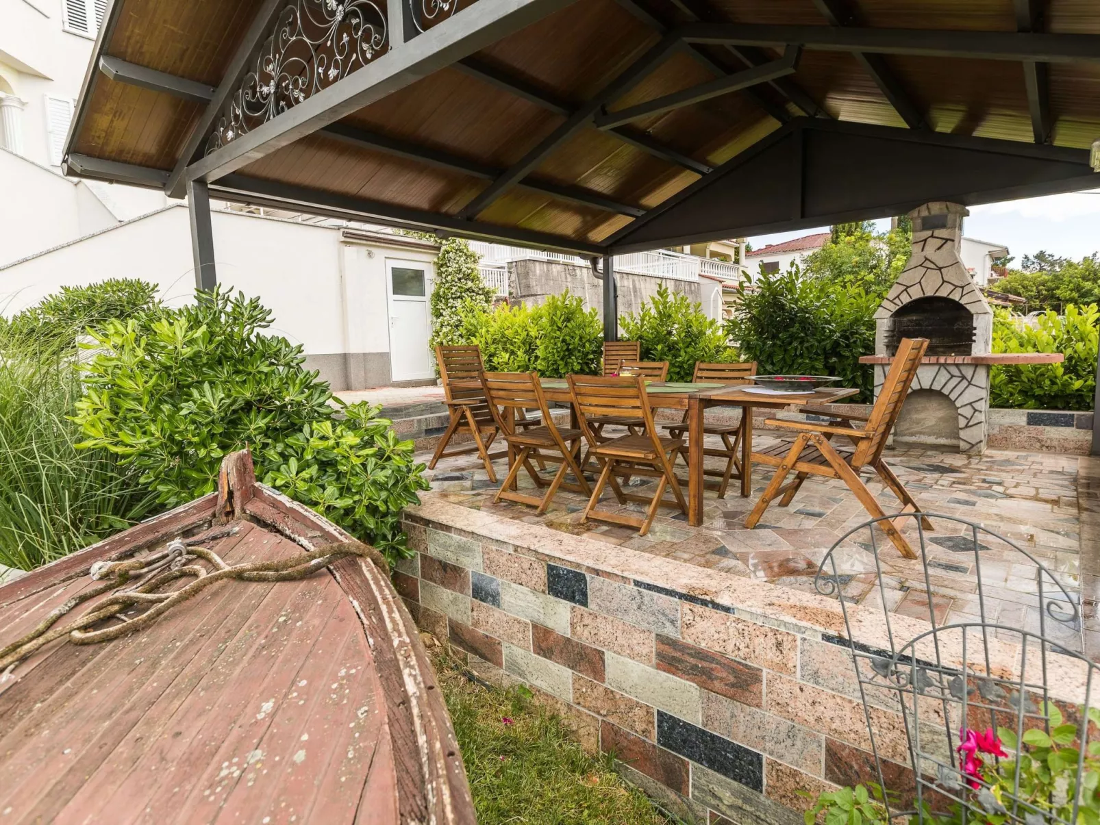 Wohnung mit großer Terasse-Outside