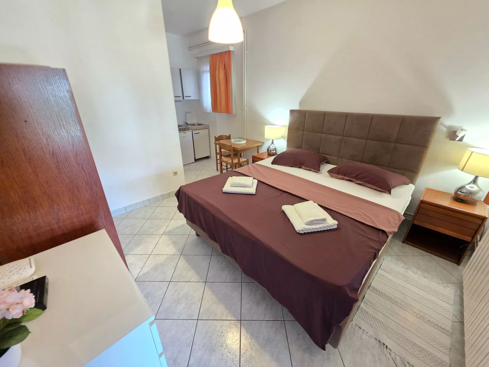 Studio-Apartment mit Terrasse-Dedans