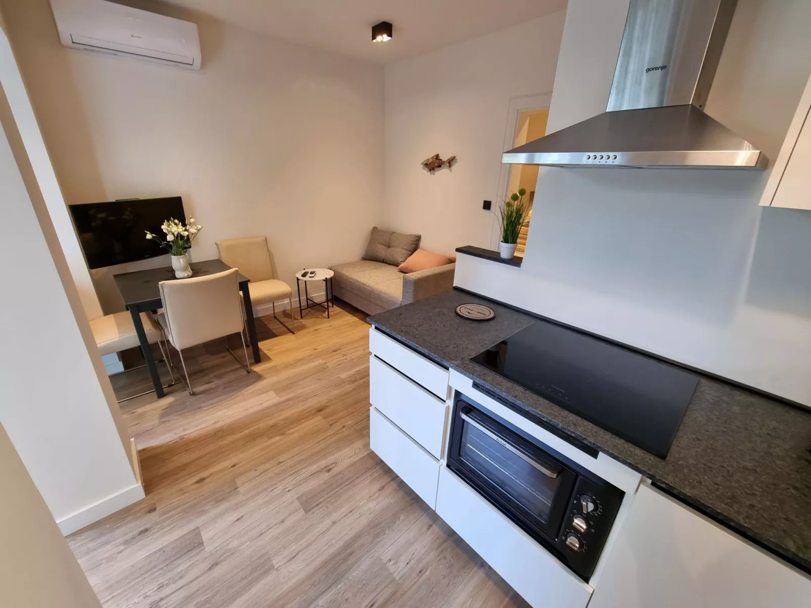 Wohnung für 3 Personen in der Nähe des Stadtzentrums-Dedans