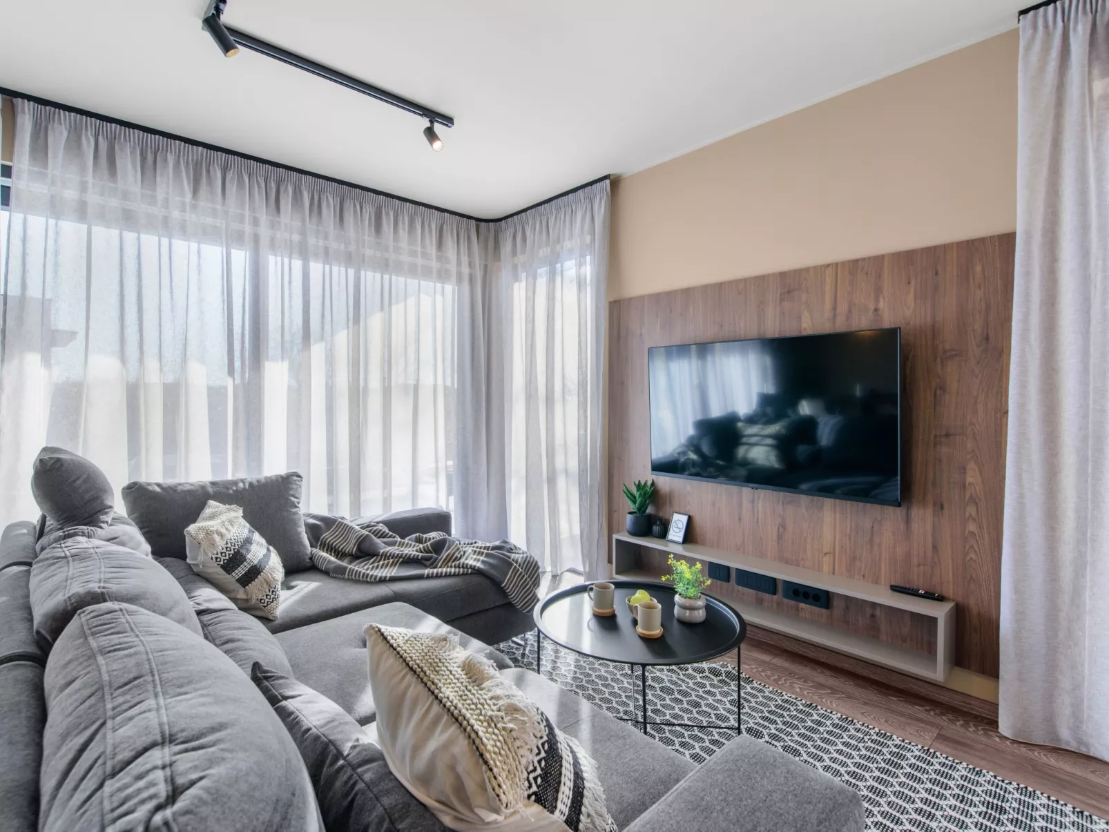 Quercus Village APP 1 mit privatem Pool-Drinnen