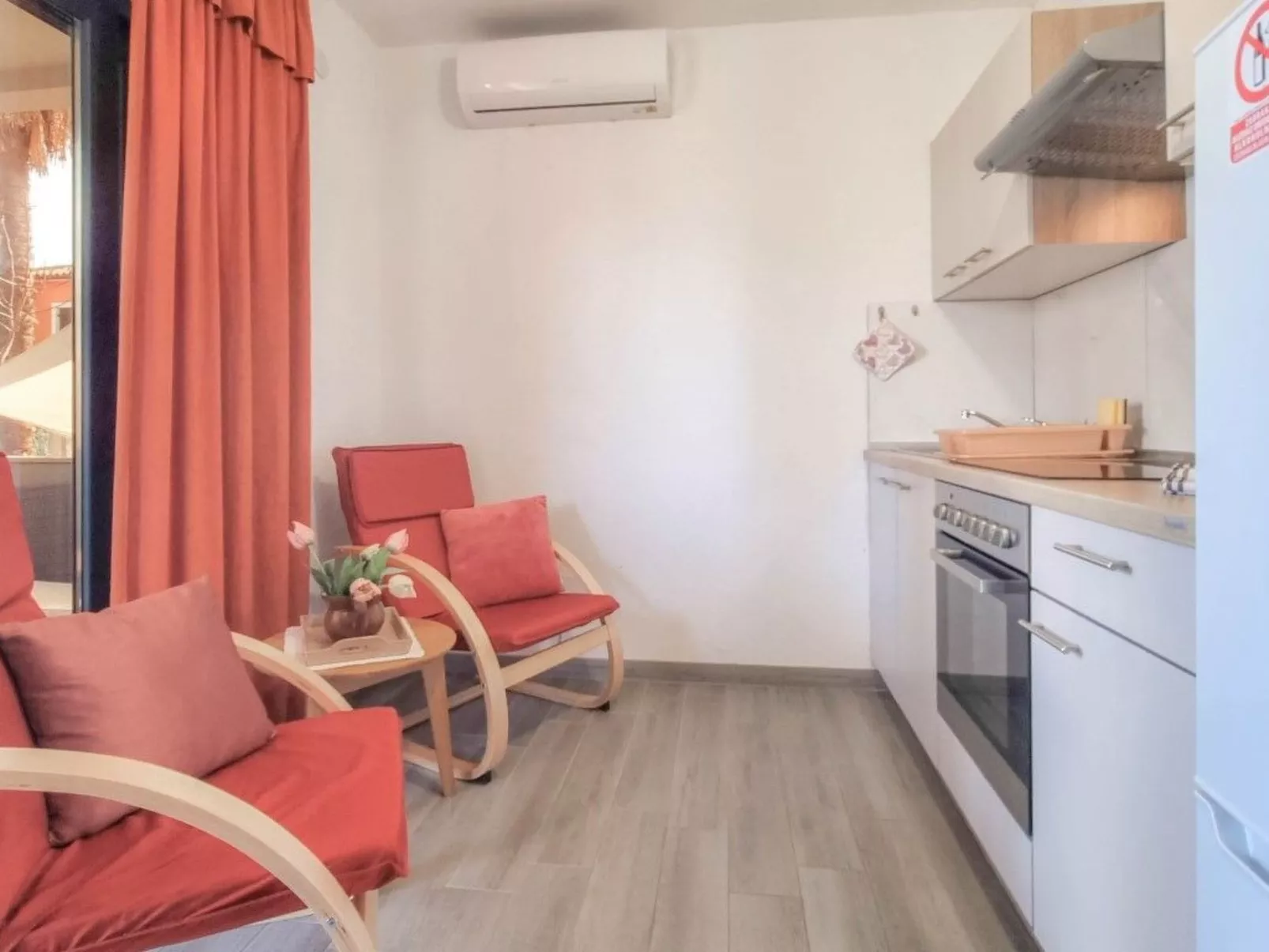 "Enio" direkt am Strand-Inside