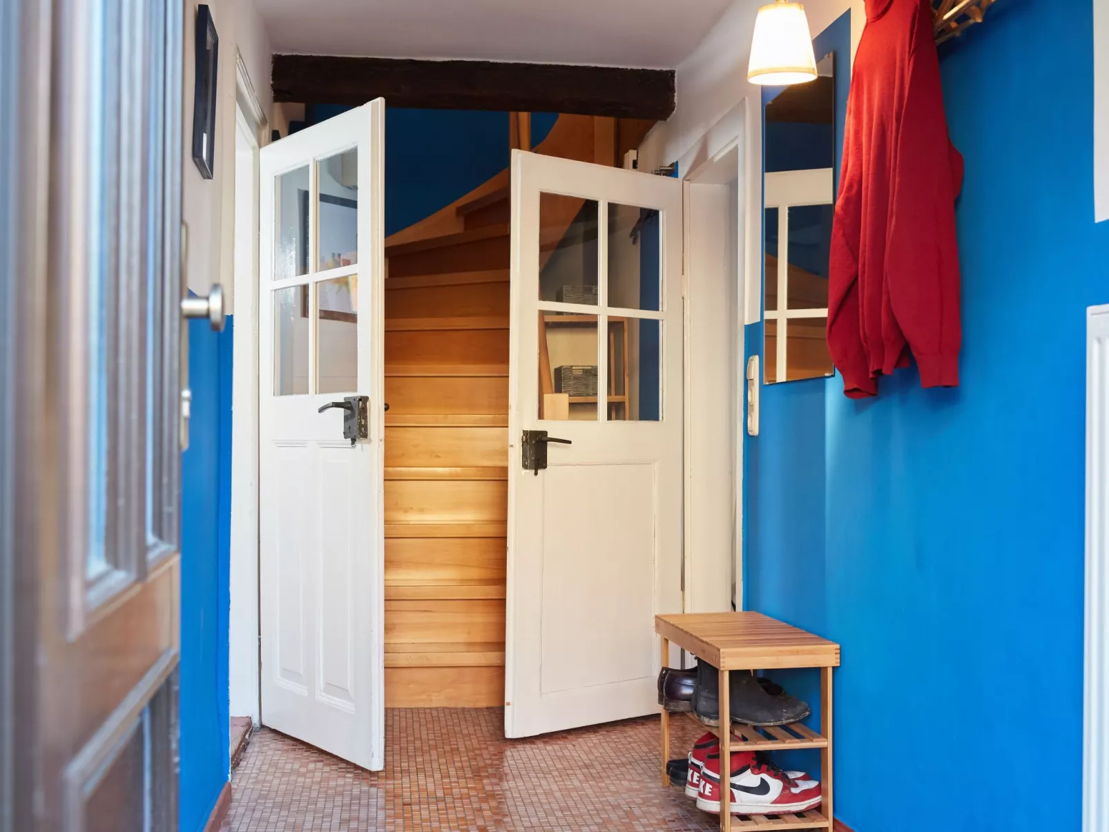 Fachwerkhaus mit Garten, Grill und Terrasse-Dedans