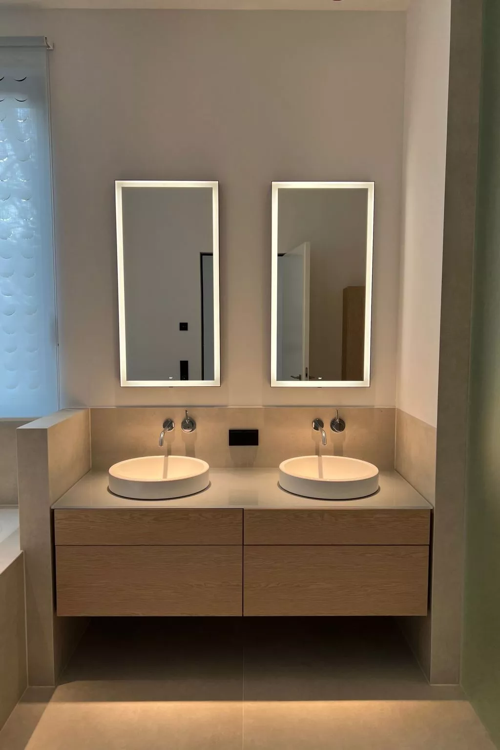 Modernes Einfamilienhaus-Drinnen