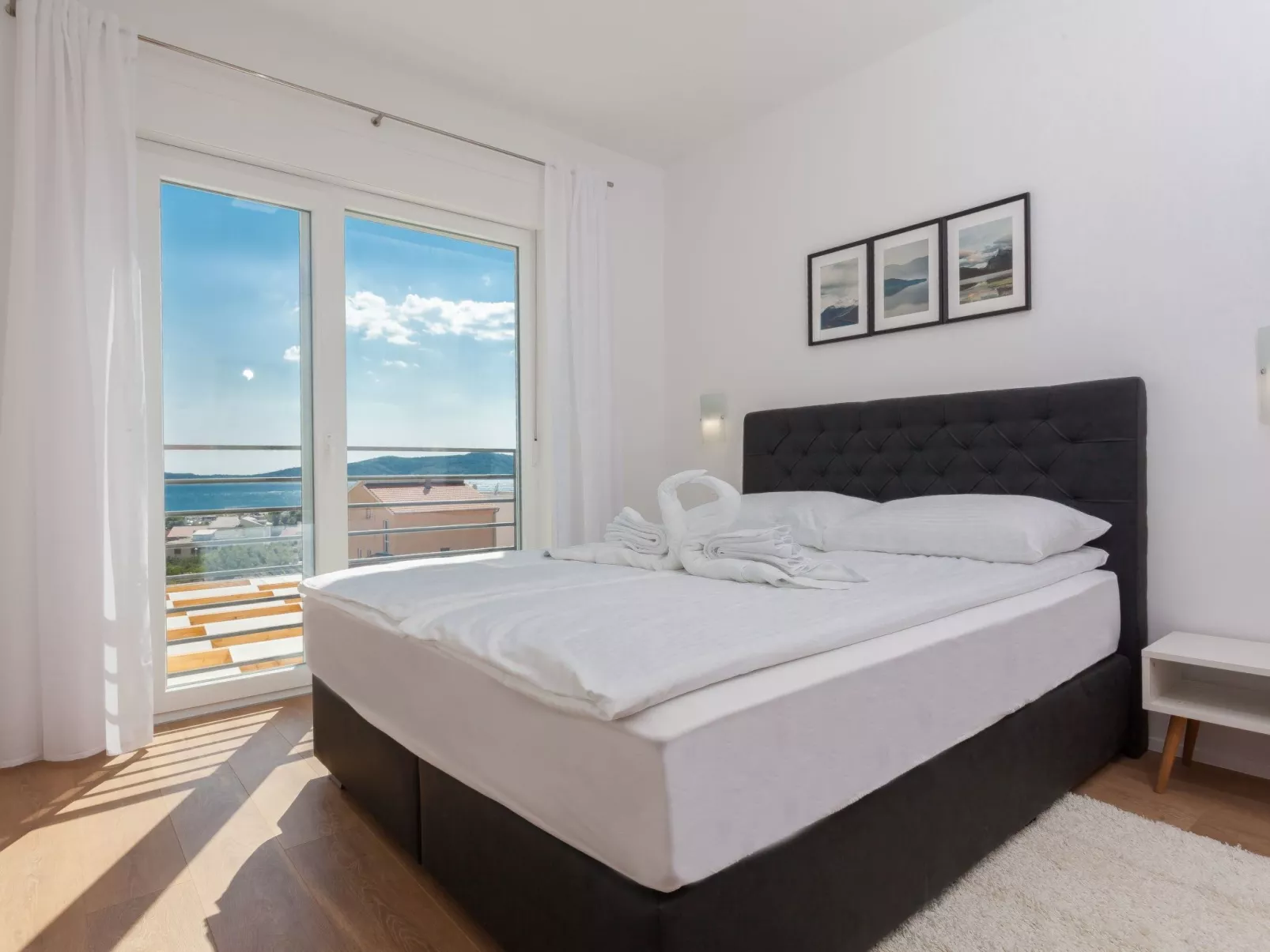 Wunderschöne Ferienvilla Lomari-Dedans