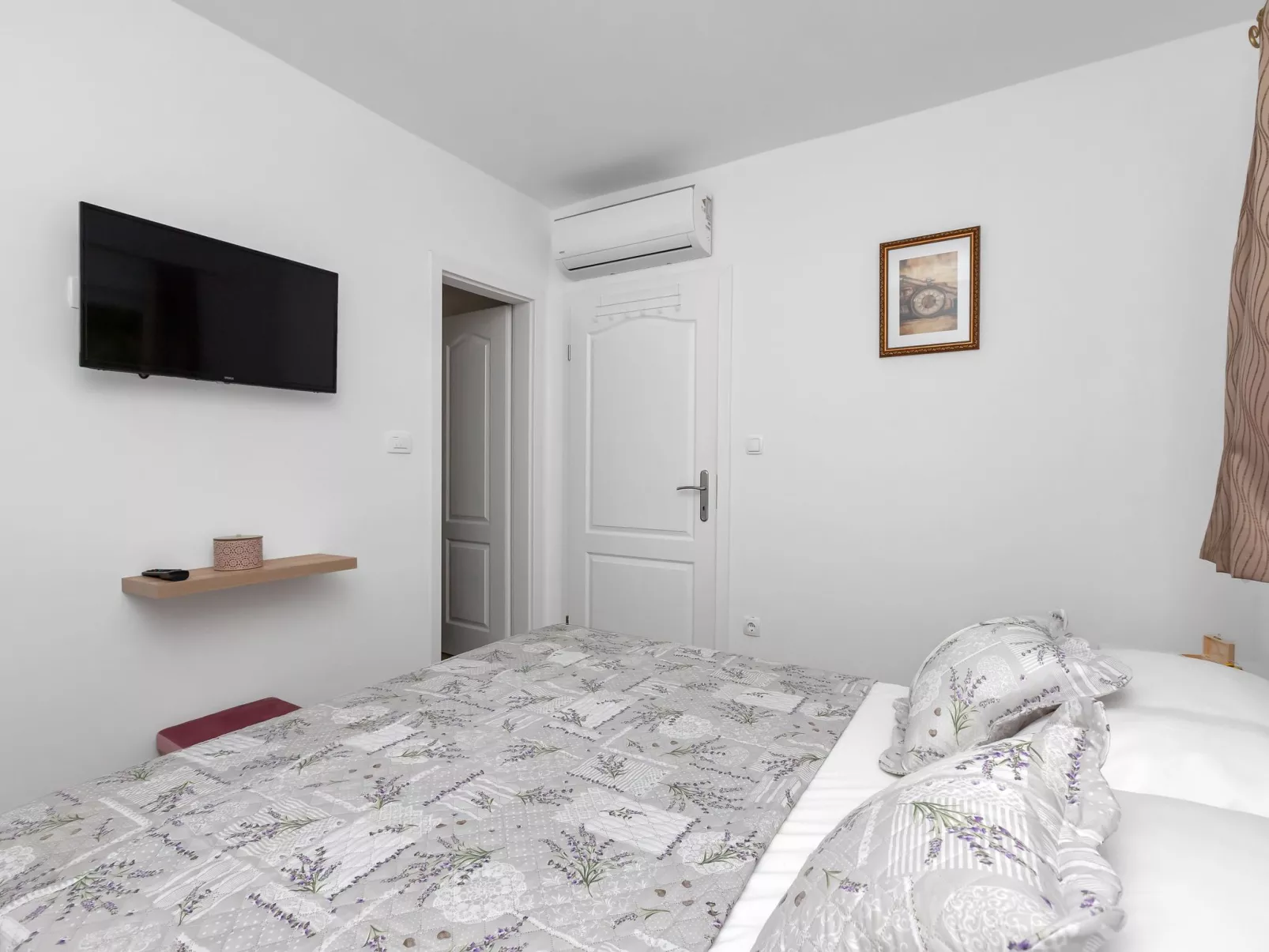 In Rašćane mit Beheiztem Pool-Inside