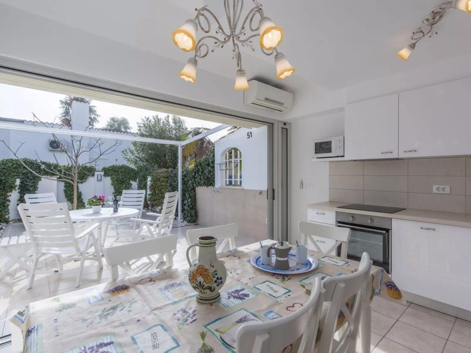 Mit Blick auf das Wasser-Image-tags.info